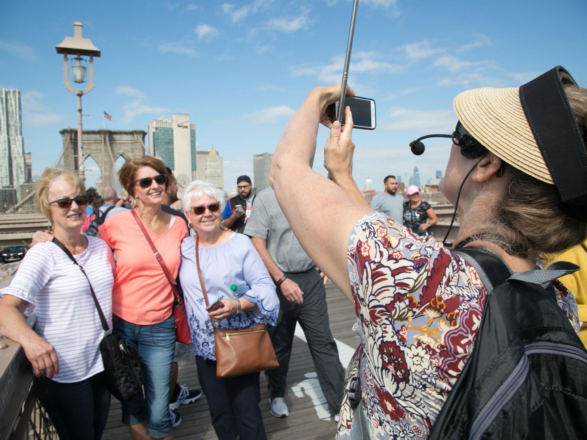 Brooklyn Bridge & DUMBO Neighborhood Tour - Thumbnail 5