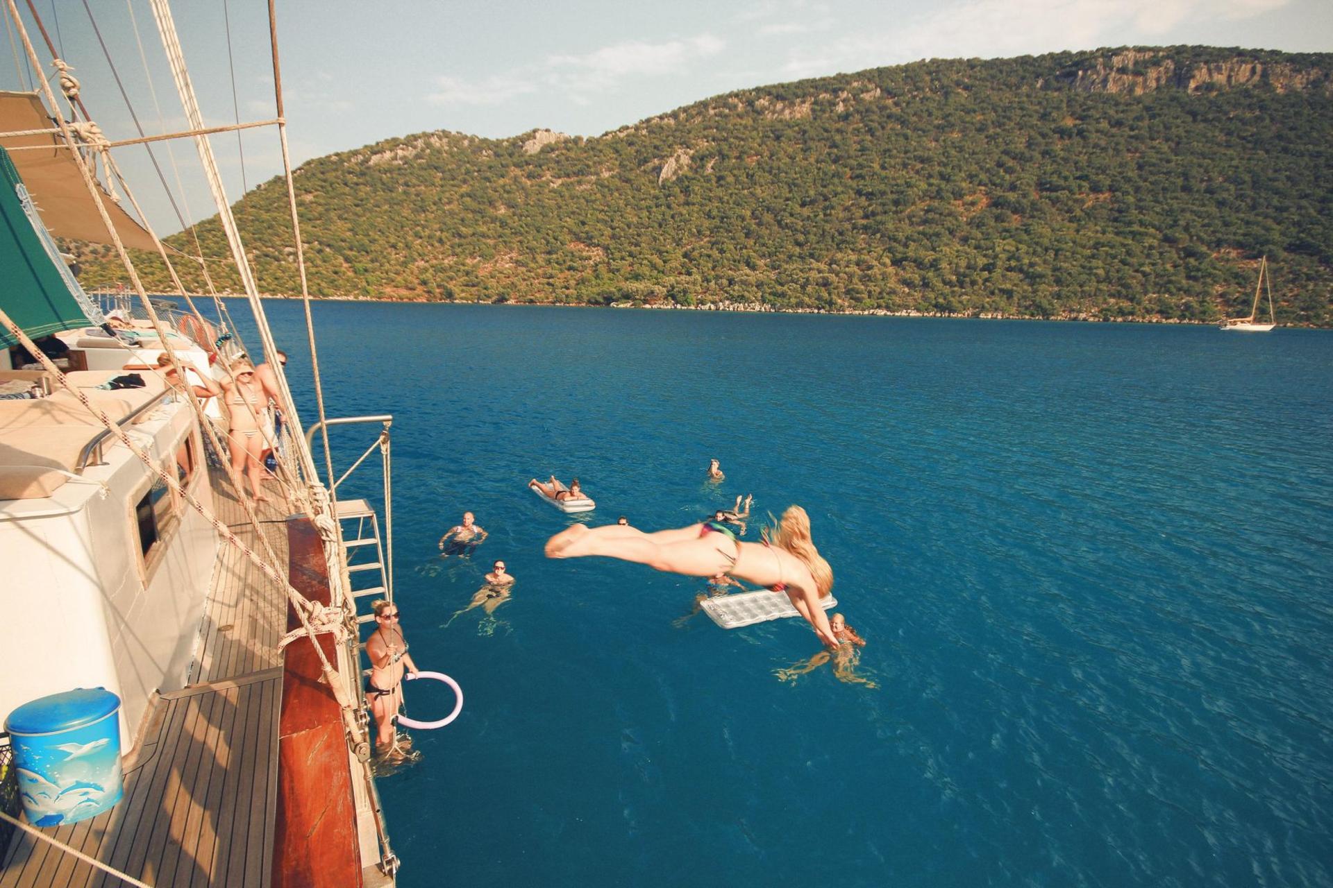 Muğla Bodrum Half-Day Pirate Boat Tour with Photographer - Thumbnail 5