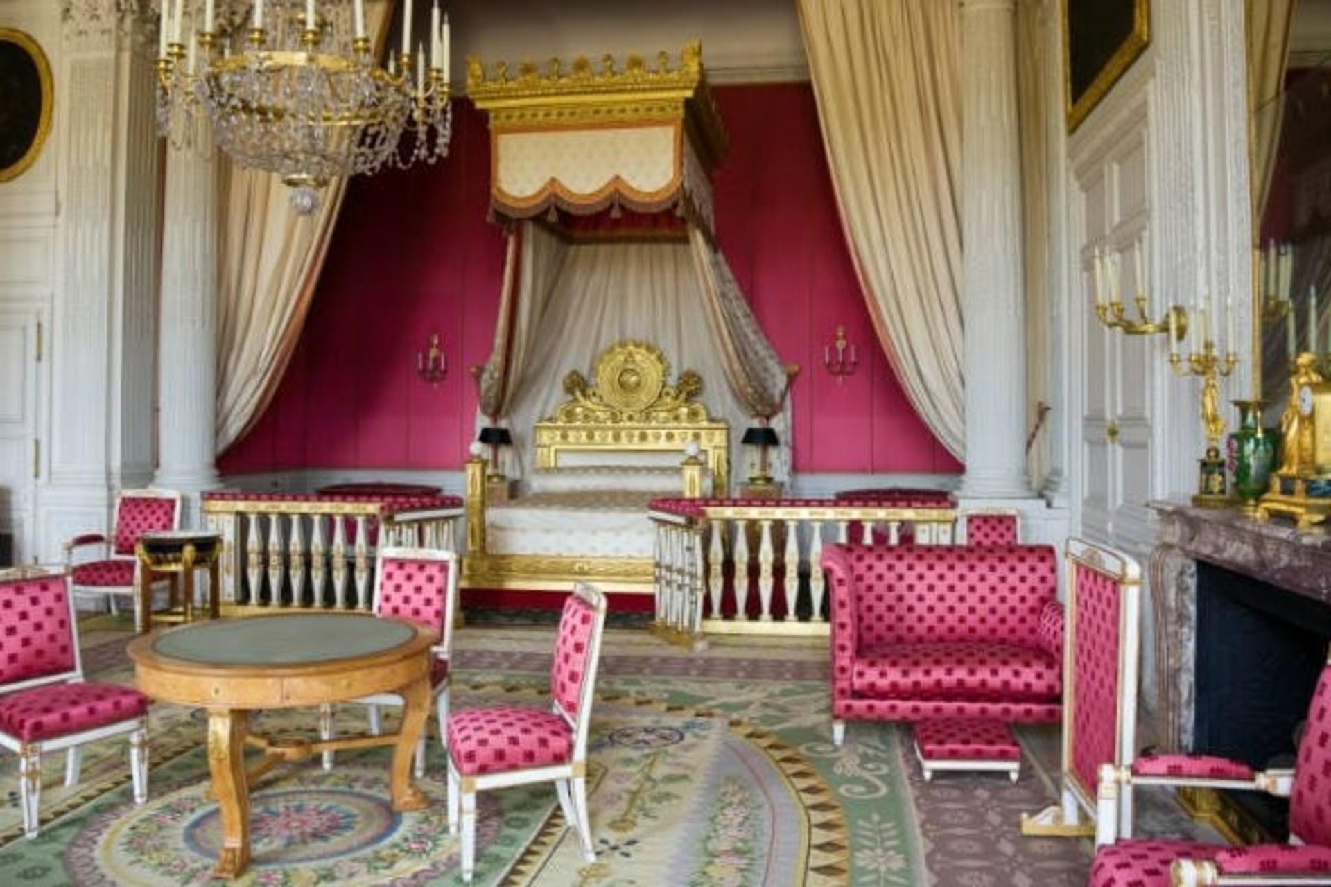 Monet's Gardens & Palace of Versailles One Day Tour from Paris  - Thumbnail 5