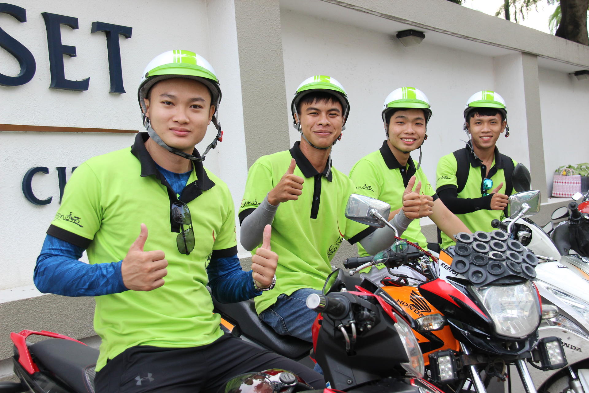 HCMC Historical Motorbike Tour | Female Riders Optional - Thumbnail 18