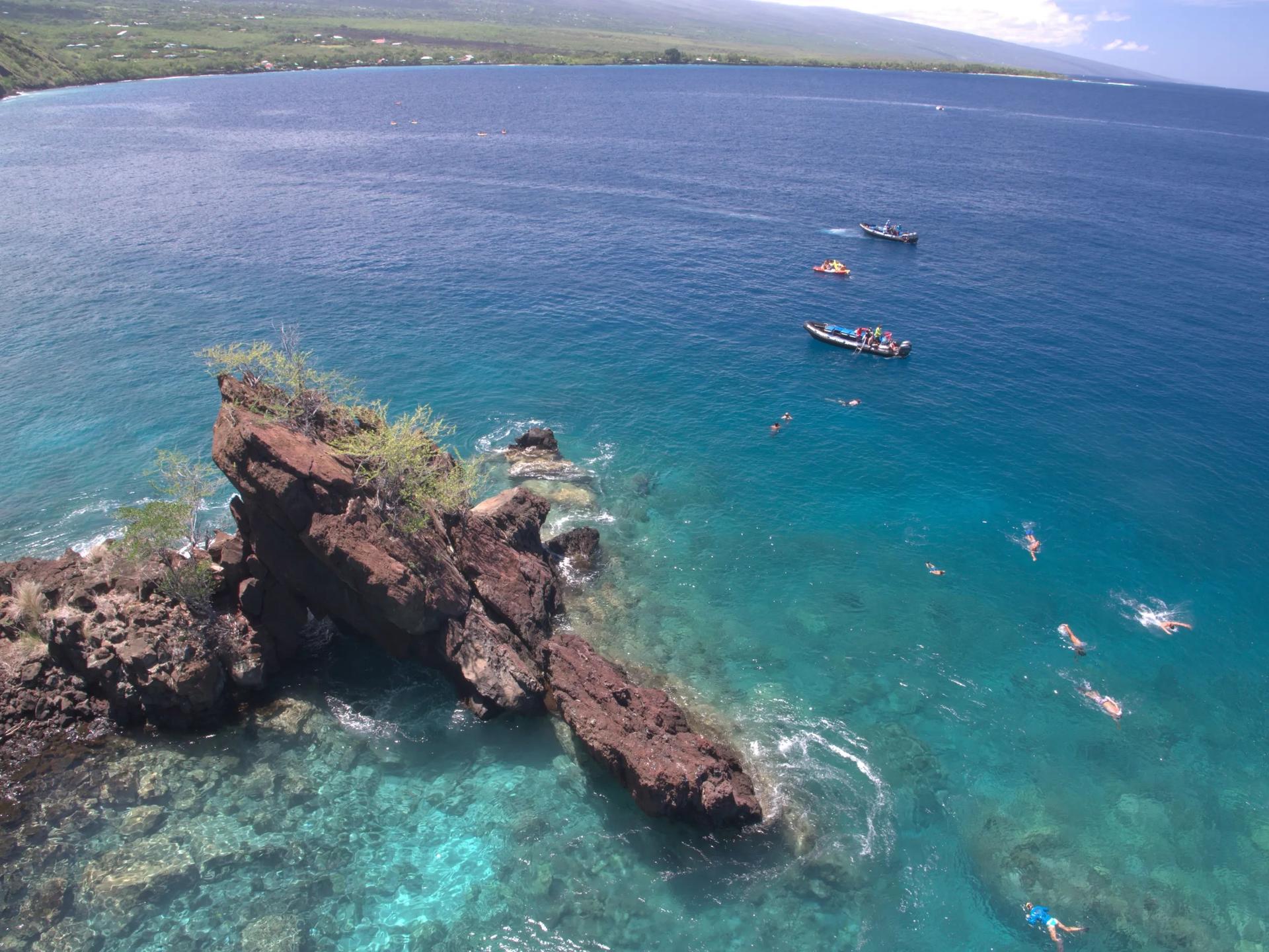 Captain Zodiac Raft and Snorkel Experience in Kealakekua Bay - Thumbnail 6
