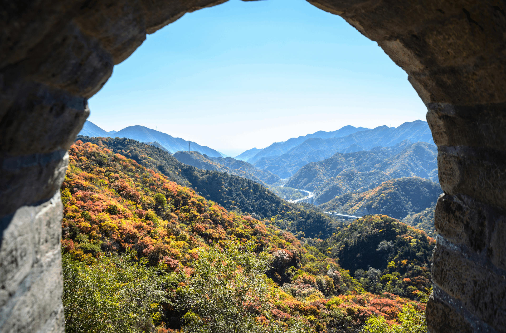 One-day tour to the Great Wall of China at Badaling, Beijing (English or Chinese tour guide available) - Thumbnail 4