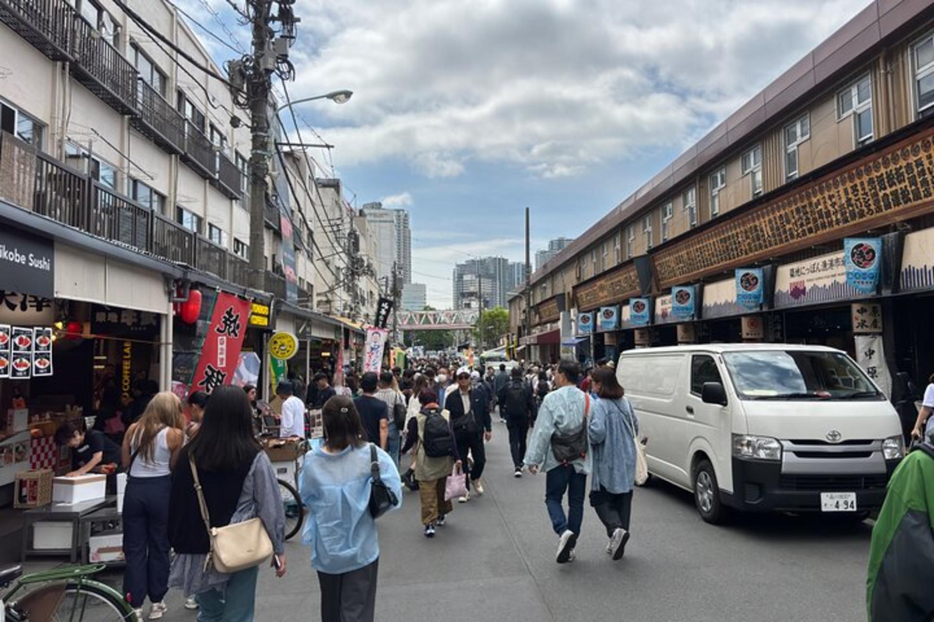 Tokyo: Tsukiji Outer Market Adventure Tour - Thumbnail 13