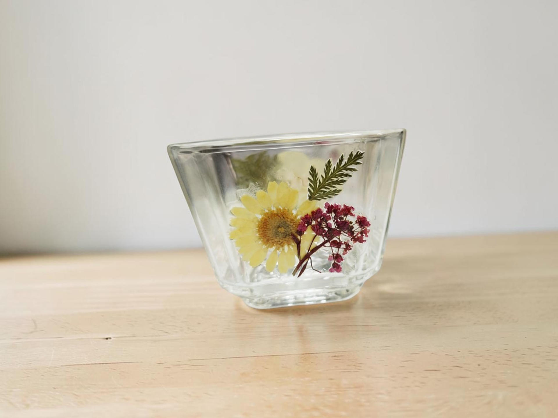 Bing Shu Lab | Pressed Flower Art Workshop - Thumbnail 4