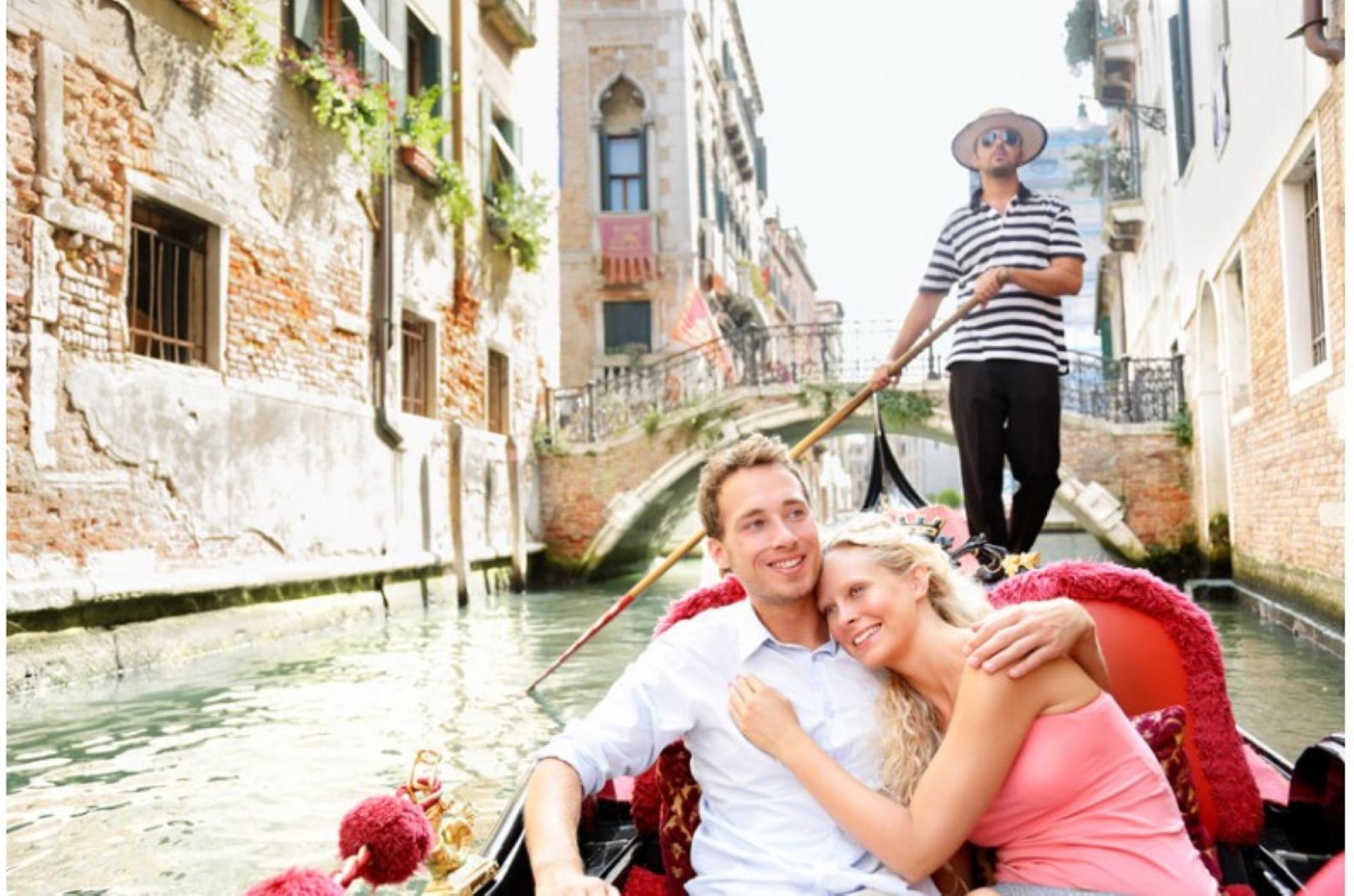 Venice combo: St. Mark's Basilica Ticket and Gondola Ride - Thumbnail 6