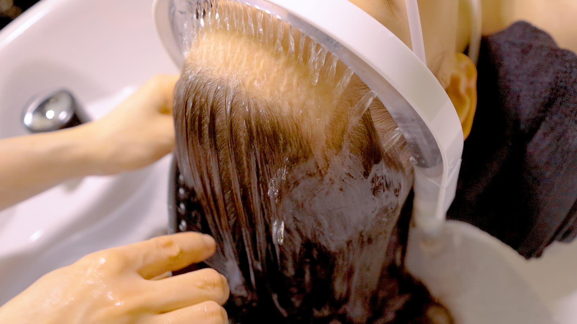 Refined Japanese Head Spa Ritual in Ginza (75 min) - Thumbnail 4