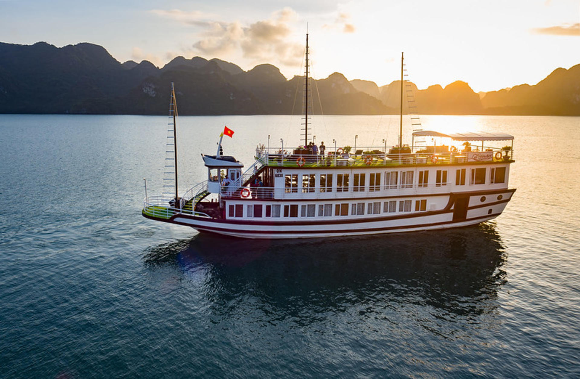 Lavender Elegance 2D1N Cruise: Ha Long Bay with Sung Sot & Ti Top - Image 1