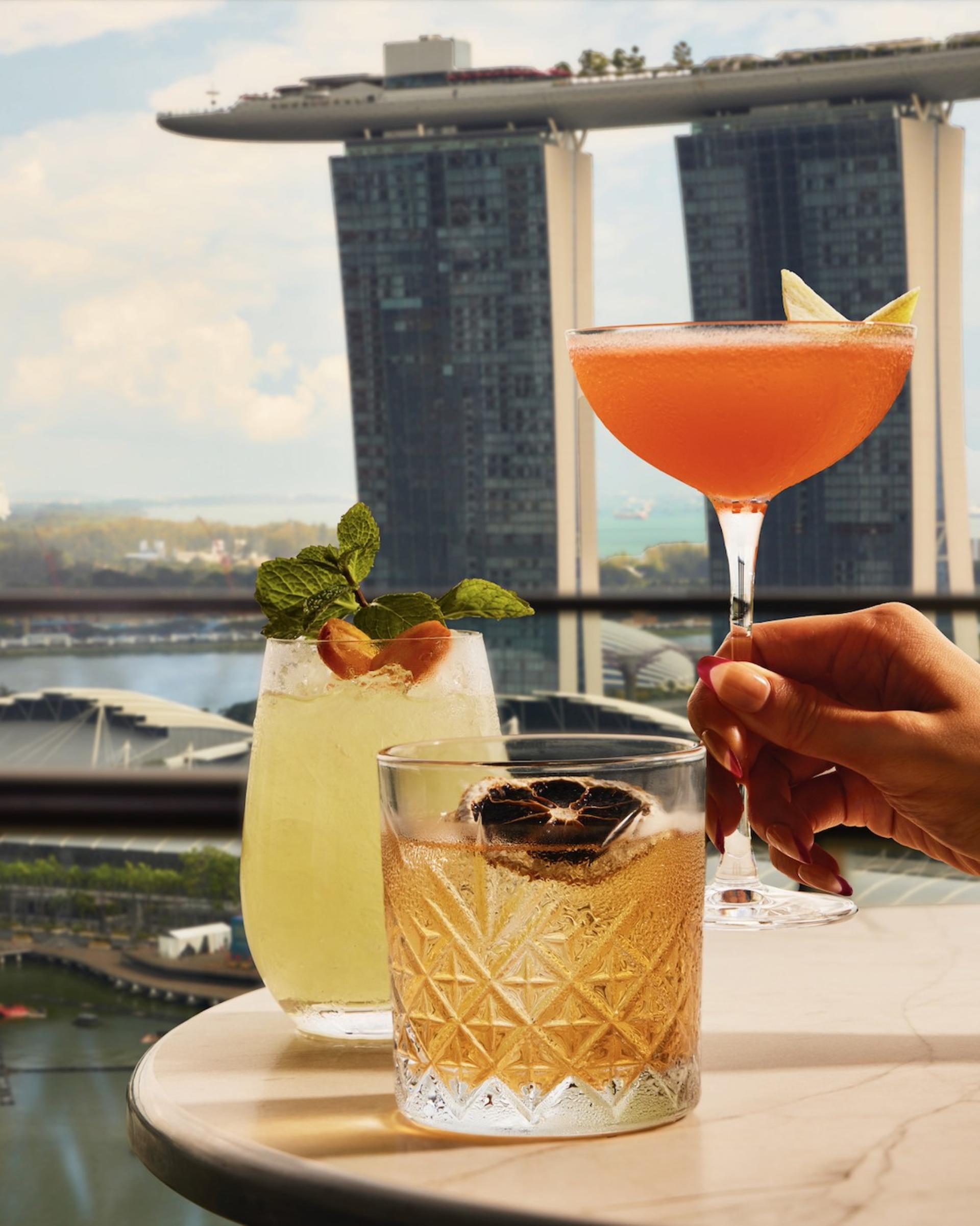 VUE Bar and Grill Restaurant in Singapore  - Thumbnail 5