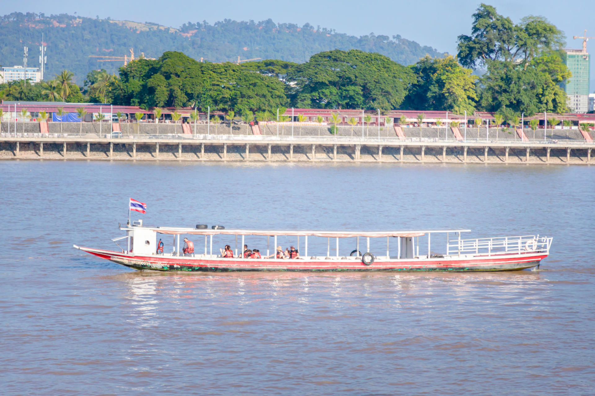 Discover Chiang Rai Temples, Golden Triangle, and Laos Boat Trip  - Thumbnail 18