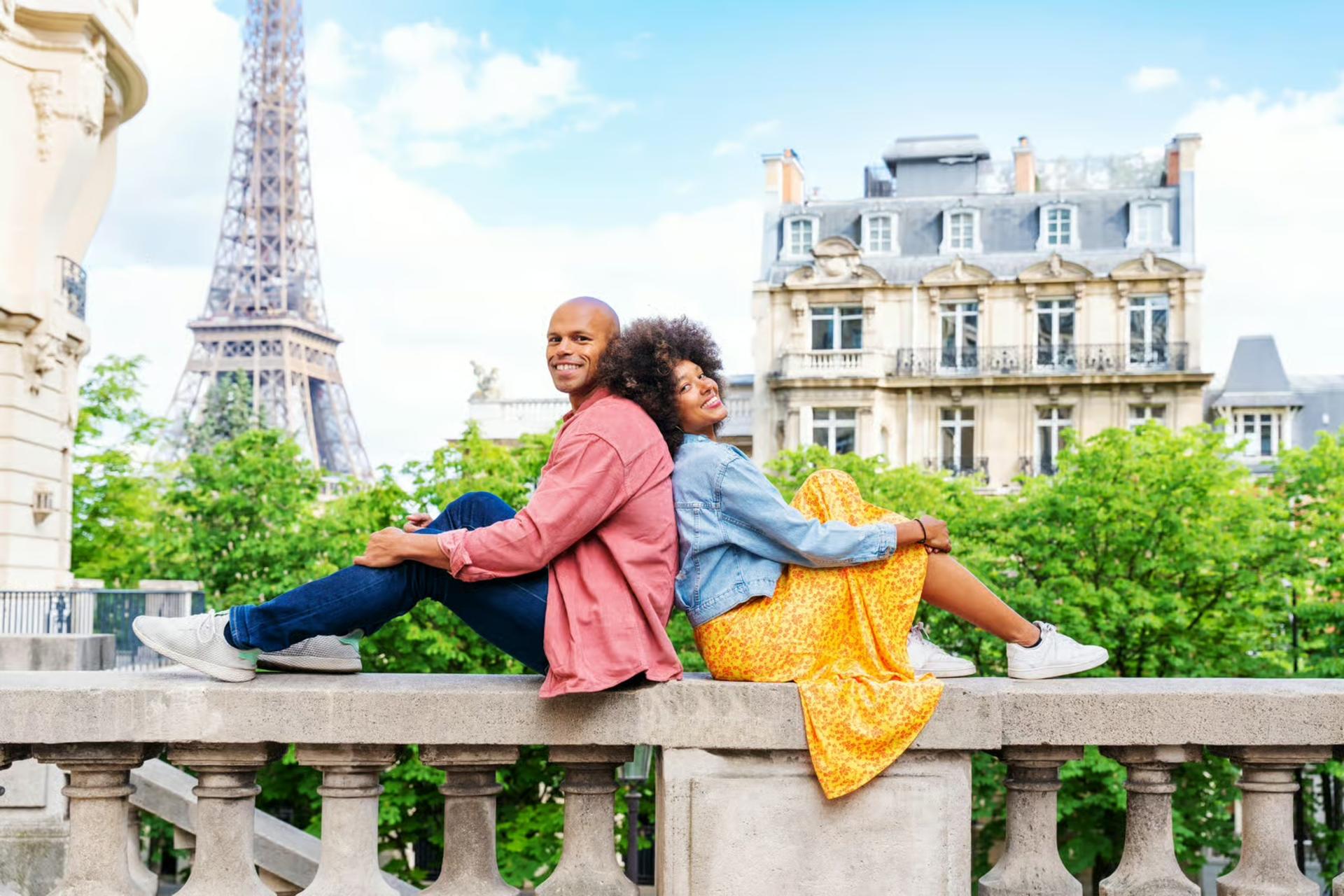 Eiffel Tower Photoshoot - Thumbnail 9