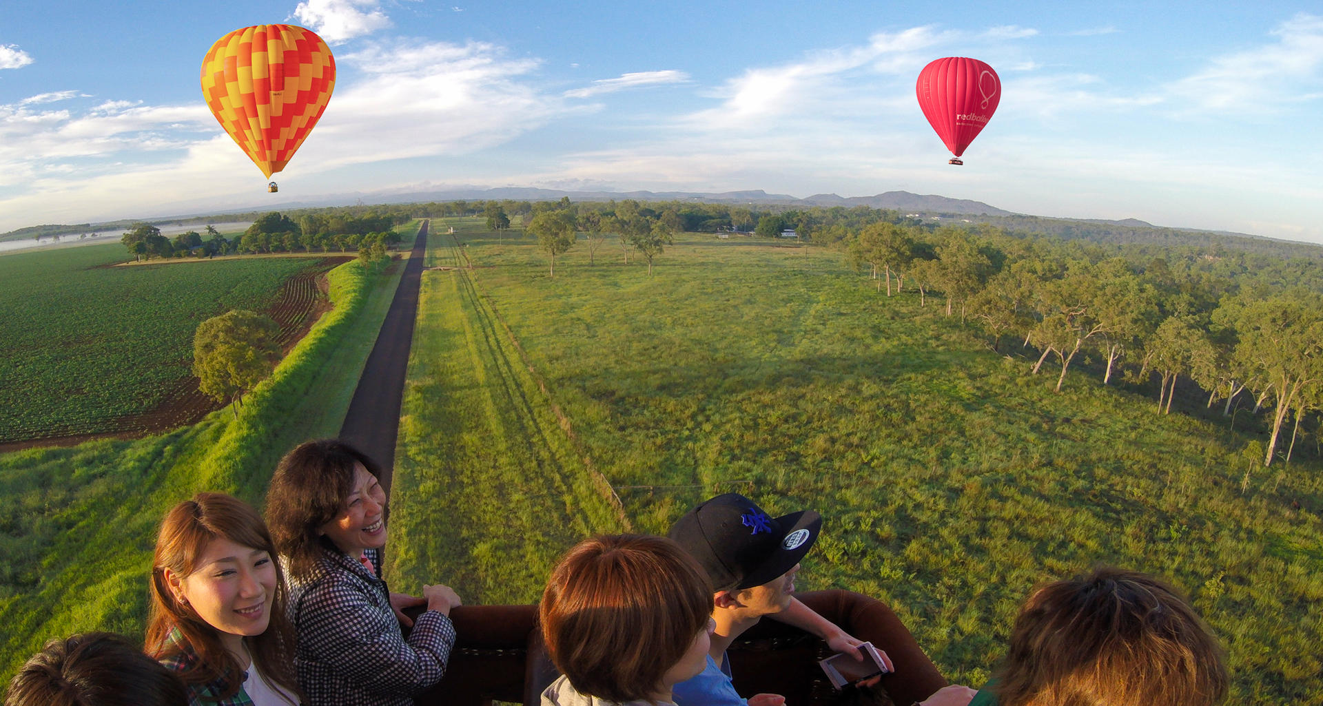 Hot Air Balloon Experience in Cairns and Port Douglas - Thumbnail 4