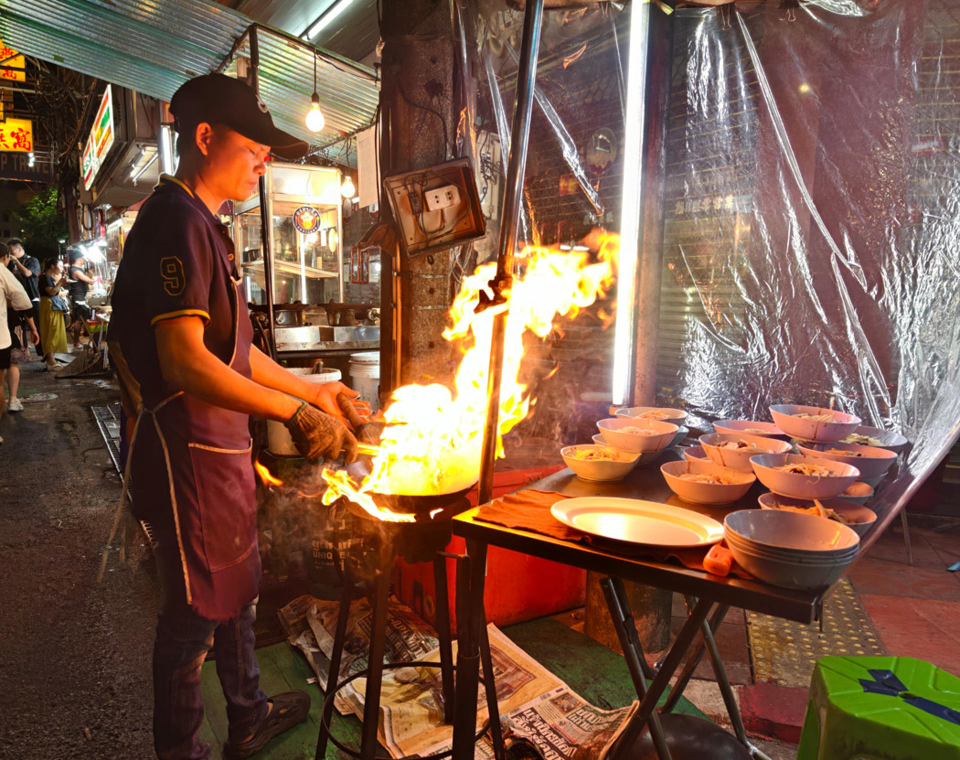 Bangkok Night Michelin Foodie Tour in China Town with 15+ Tastings - Thumbnail 34