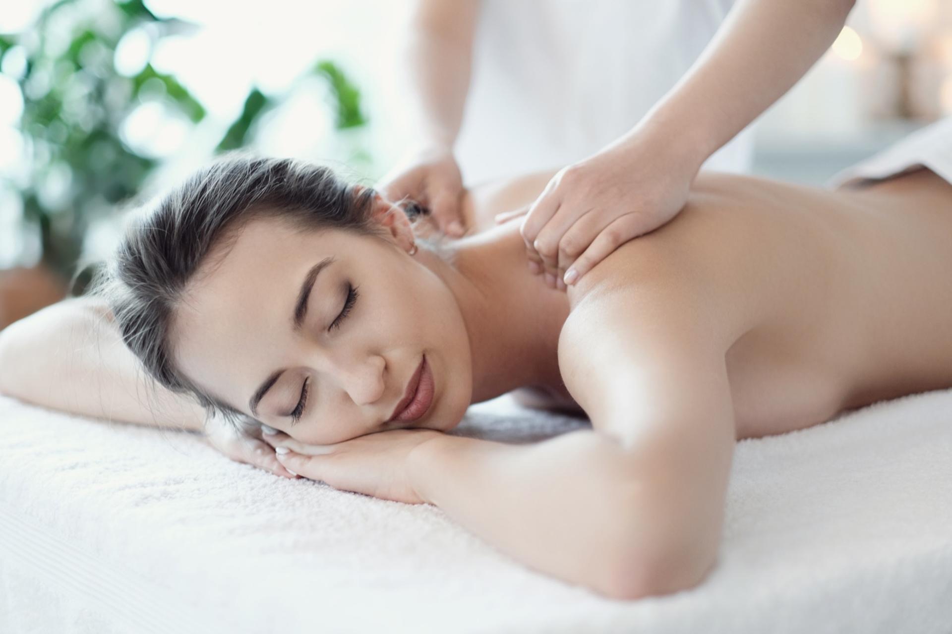 Angel Health - Angel Beauty | Wellness Massage Experience | Facial Skin Care Expert | Eye Therapy | Mong Kok | Kwun Tong | Yuen Long - Thumbnail 6
