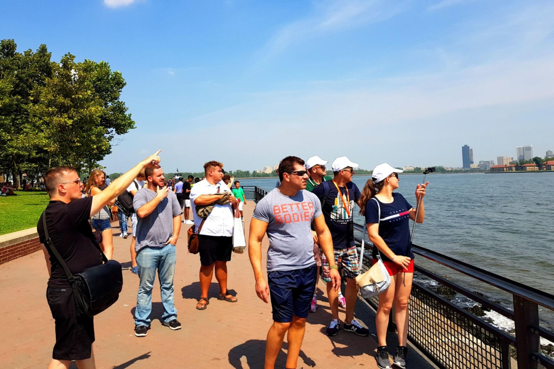 Secrets of The Statue of Liberty and Ellis Island Tour  - Thumbnail 3