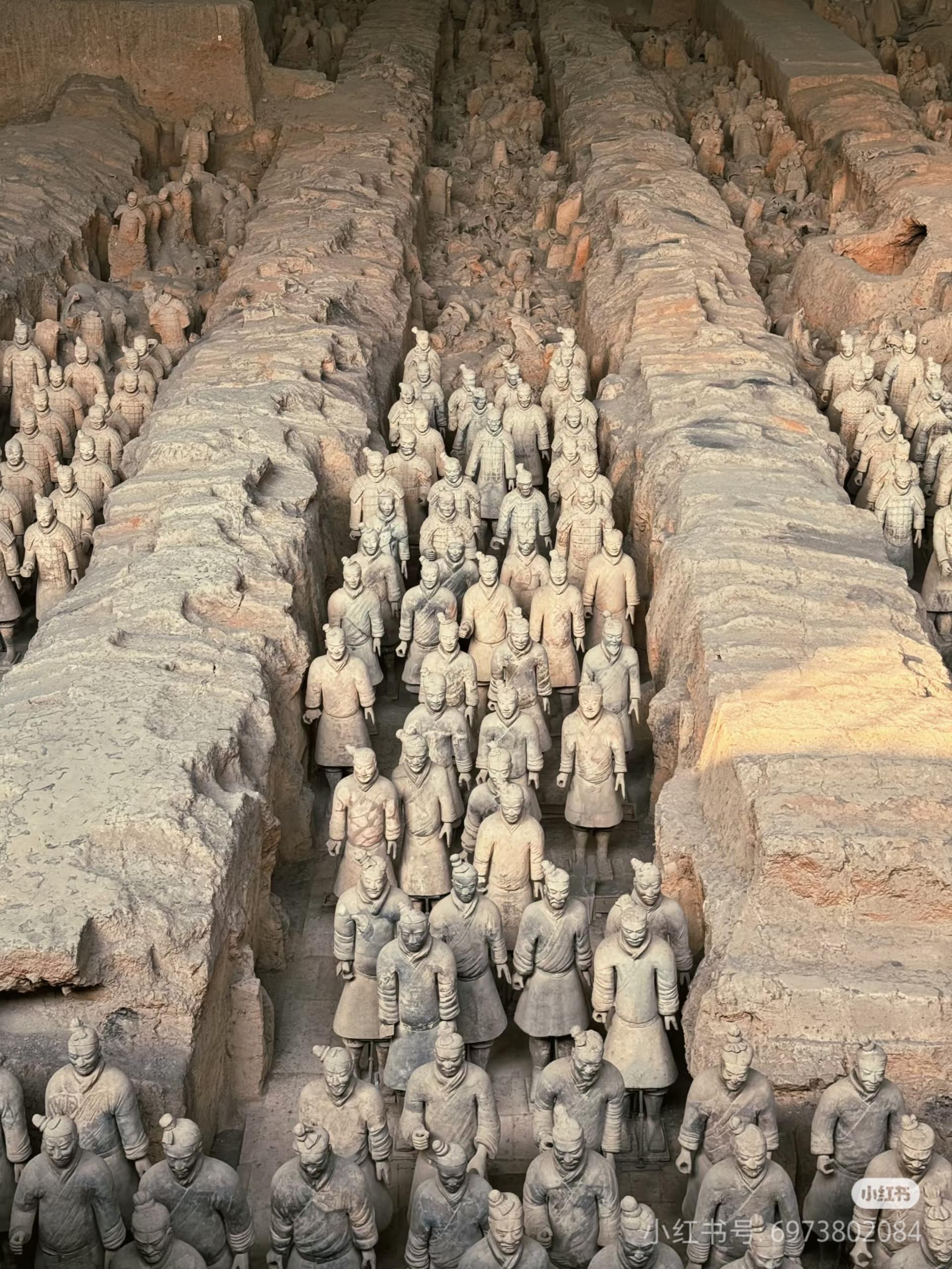 3-day tour of Huaqing Pool, Terracotta Army, and Grand Tang Dynasty Ever Bright City in Xi'an - Thumbnail 3