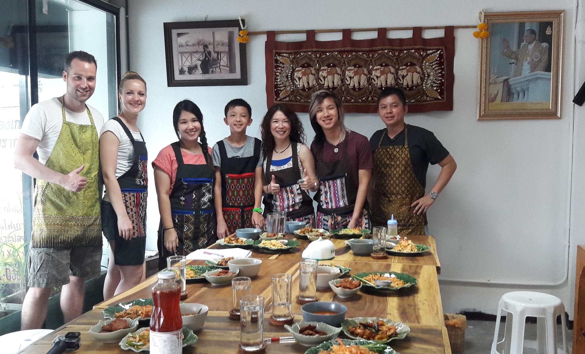 Bangkok Thai Cooking Academy - Thumbnail 6
