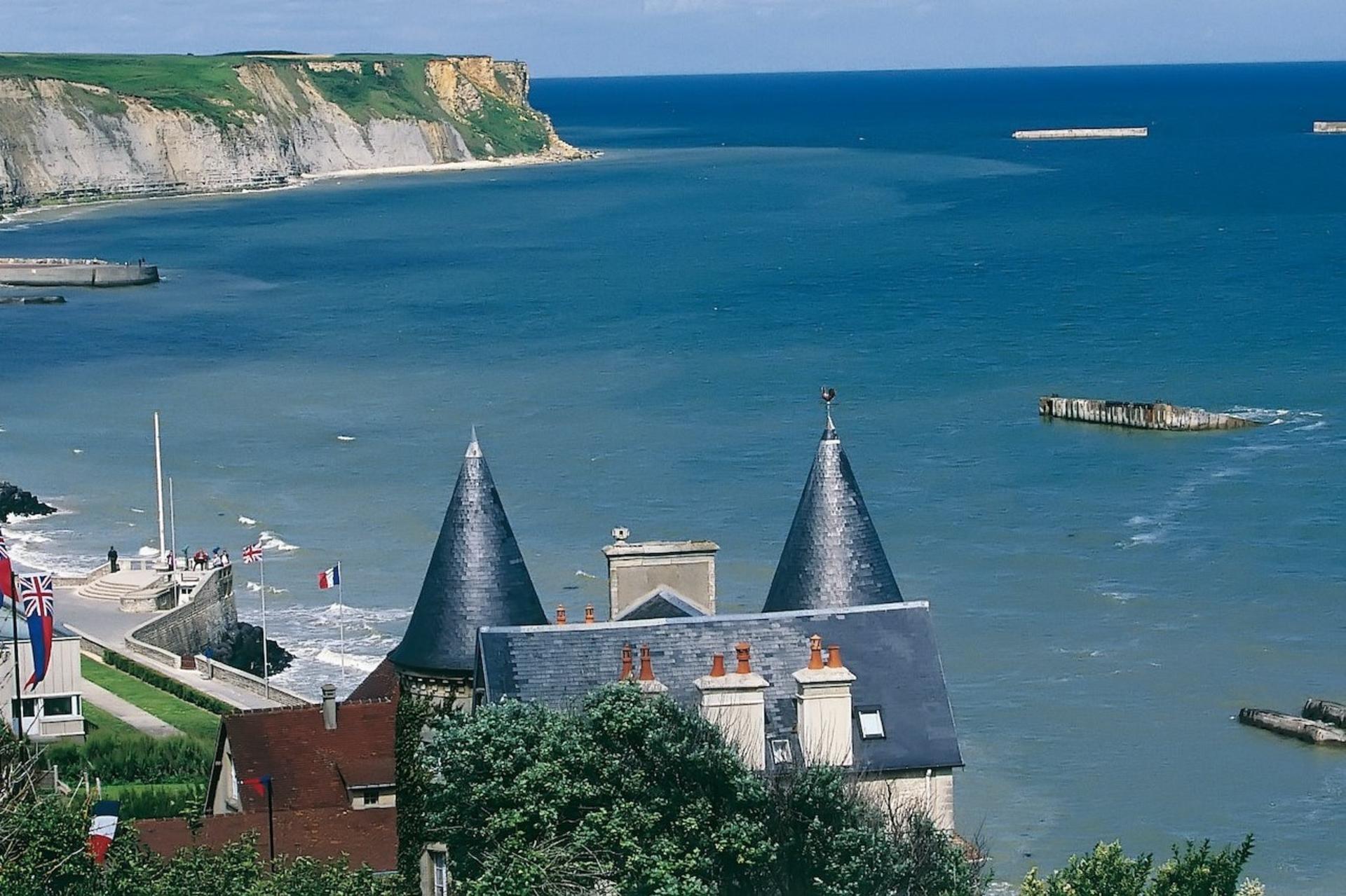 Arromanches 360 Circular Cinema Skip-The-Line-Ticket in France - Thumbnail 2