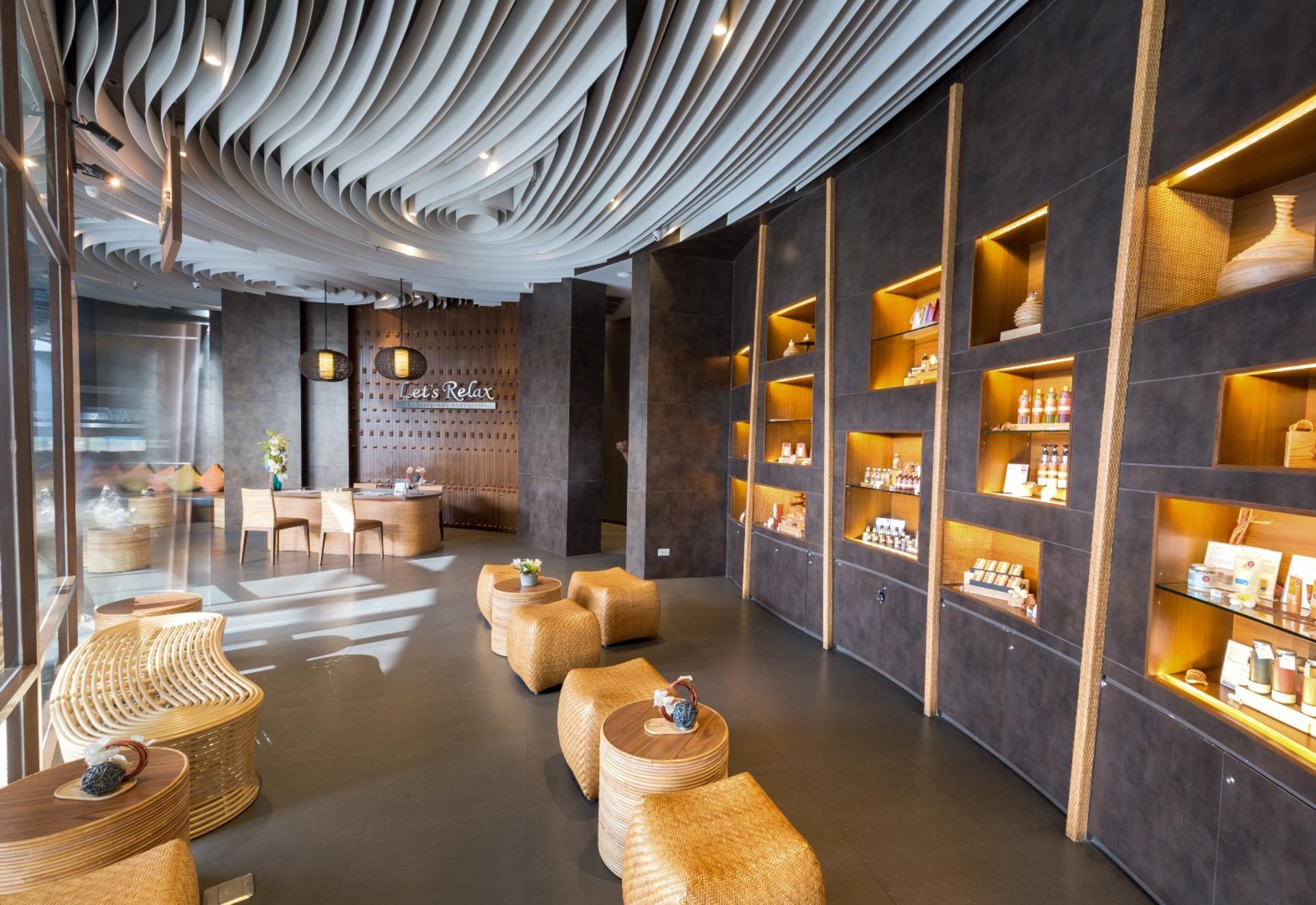 Let's Relax Spa at Siam Square 1 in Bangkok - Thumbnail 2