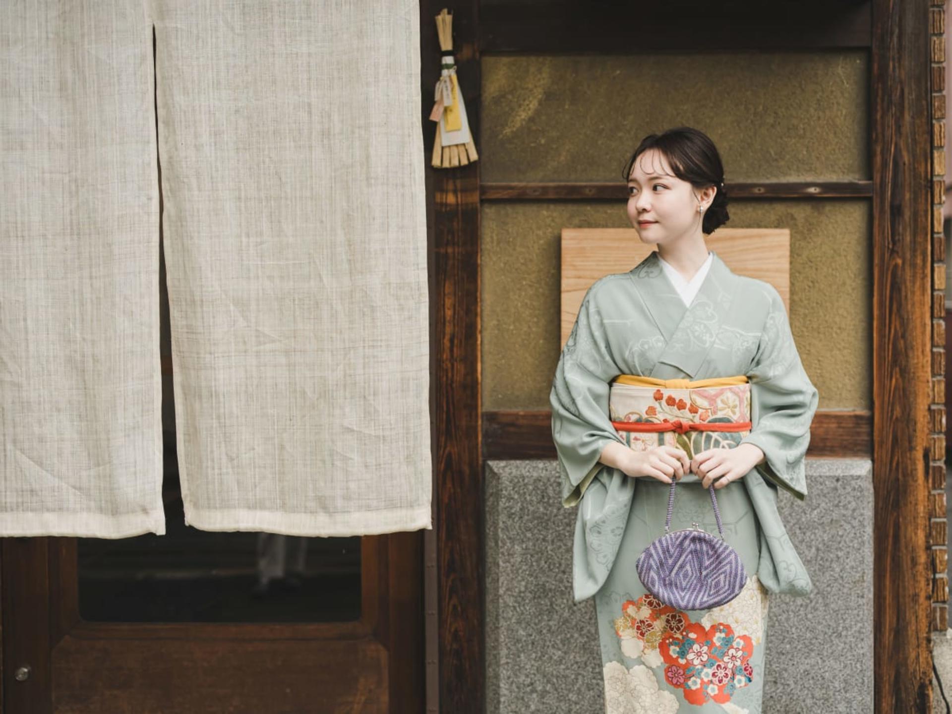 [TekuTeku Kyoto Karasuma Store] Kimono and Yukata Experience Courses - Thumbnail 10