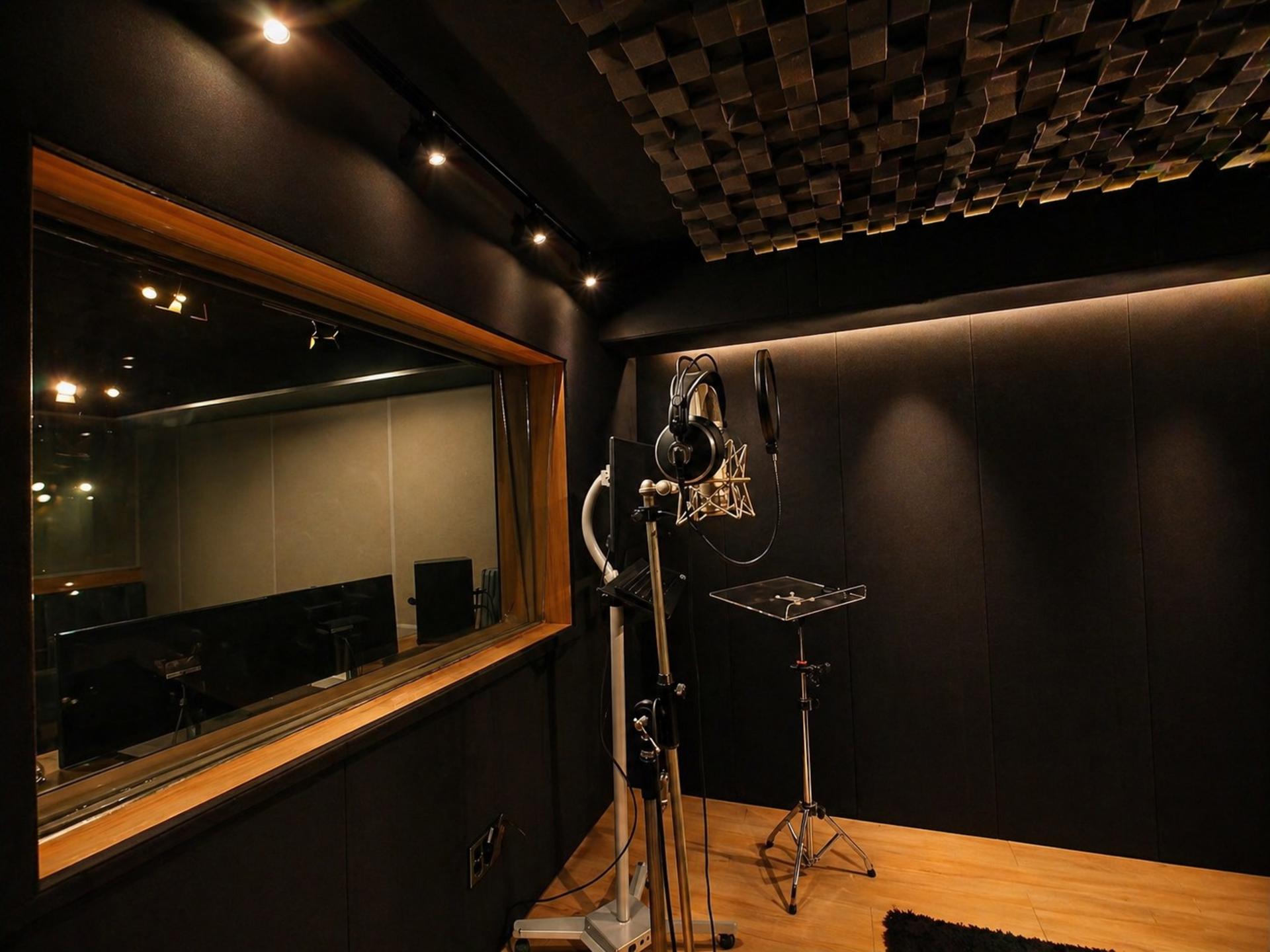 Secrets of K-POP : Studio Tour & Live Docent Show (Seoul) - Thumbnail 8