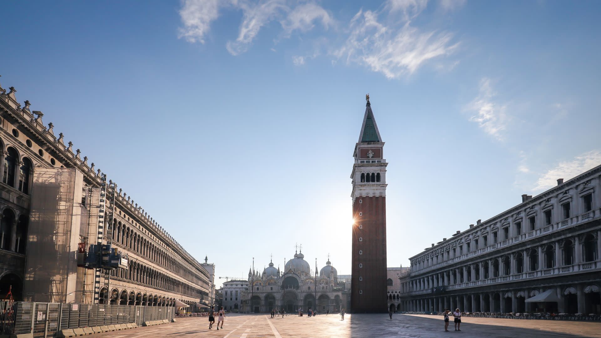 St. Mark's Basilica, Doge's Palace, and Venice city tour - Image 1