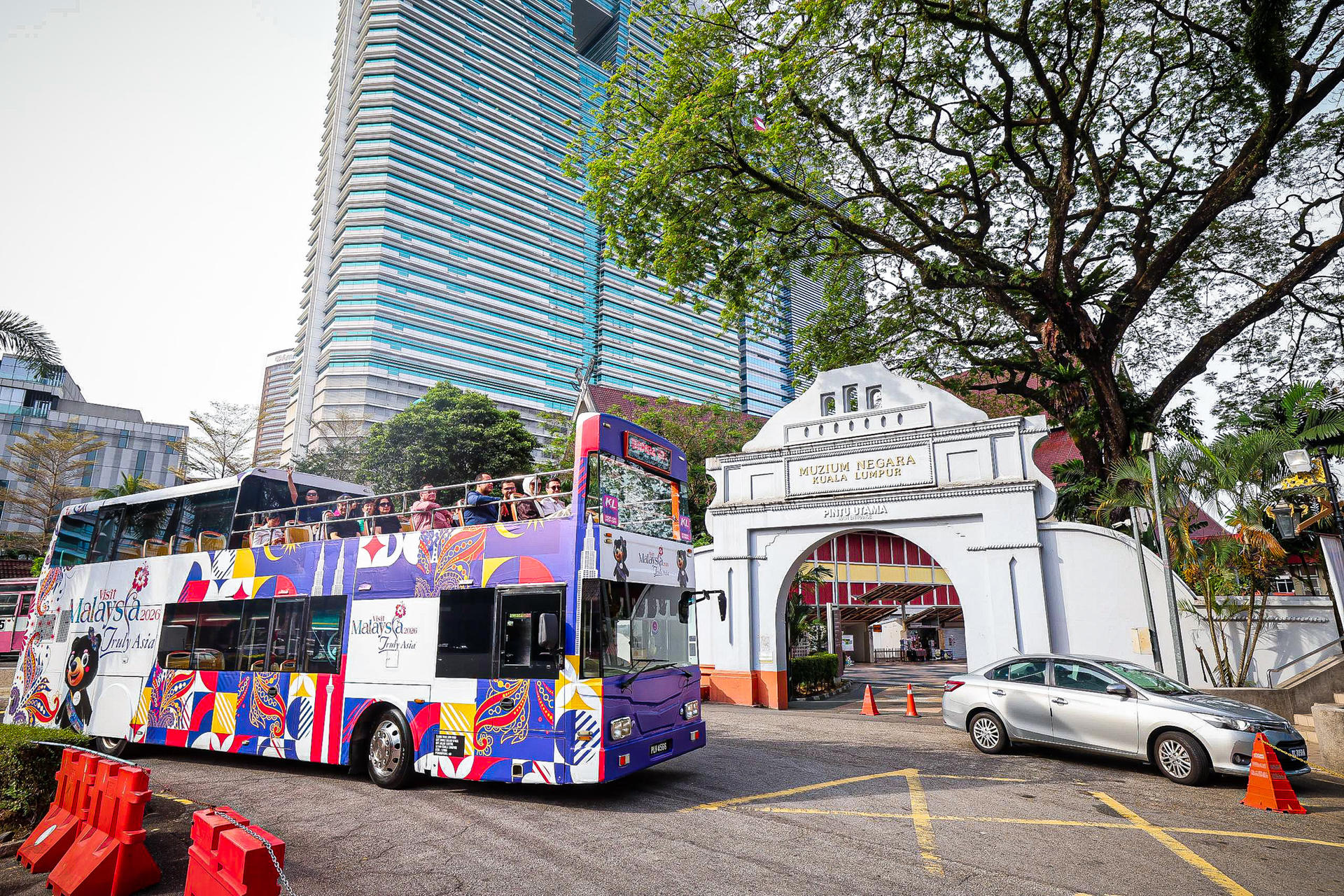 KL Hop-On Hop-Off Sightseeing Bus Pass  - Thumbnail 26