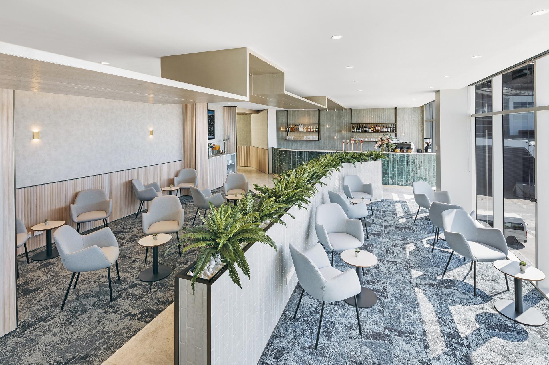 Sydney Airport (SYD) Lounge Service by Plaza Premium Lounge - Image 1