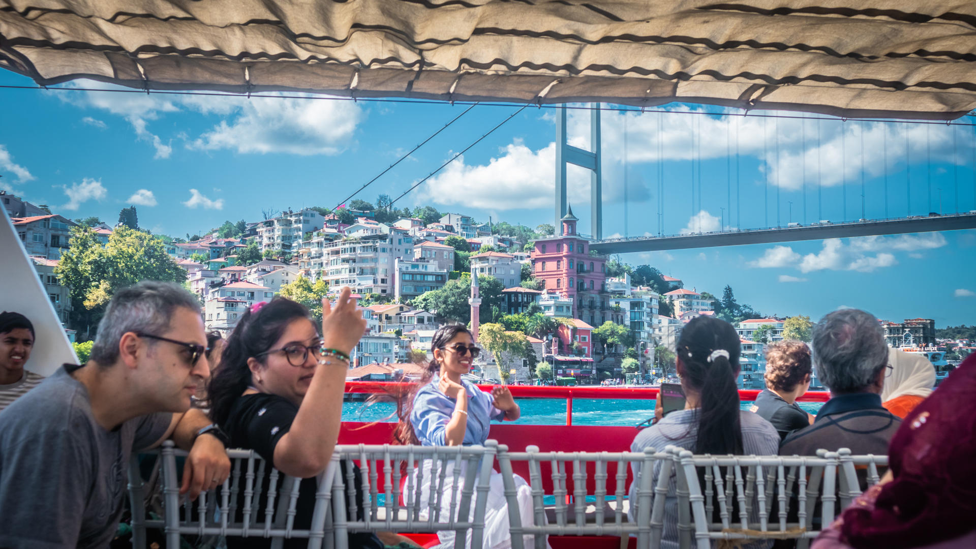 Istanbul: Bosphorus Sightseeing Cruise Tour with Audio Guide - Thumbnail 24
