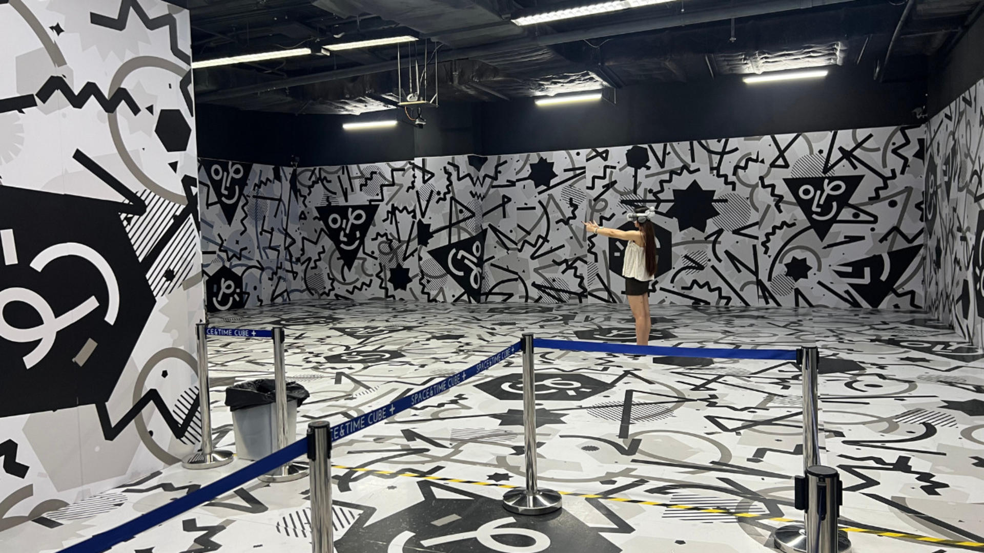 Space & Time Cube Ticket in Bangkok - Thumbnail 3