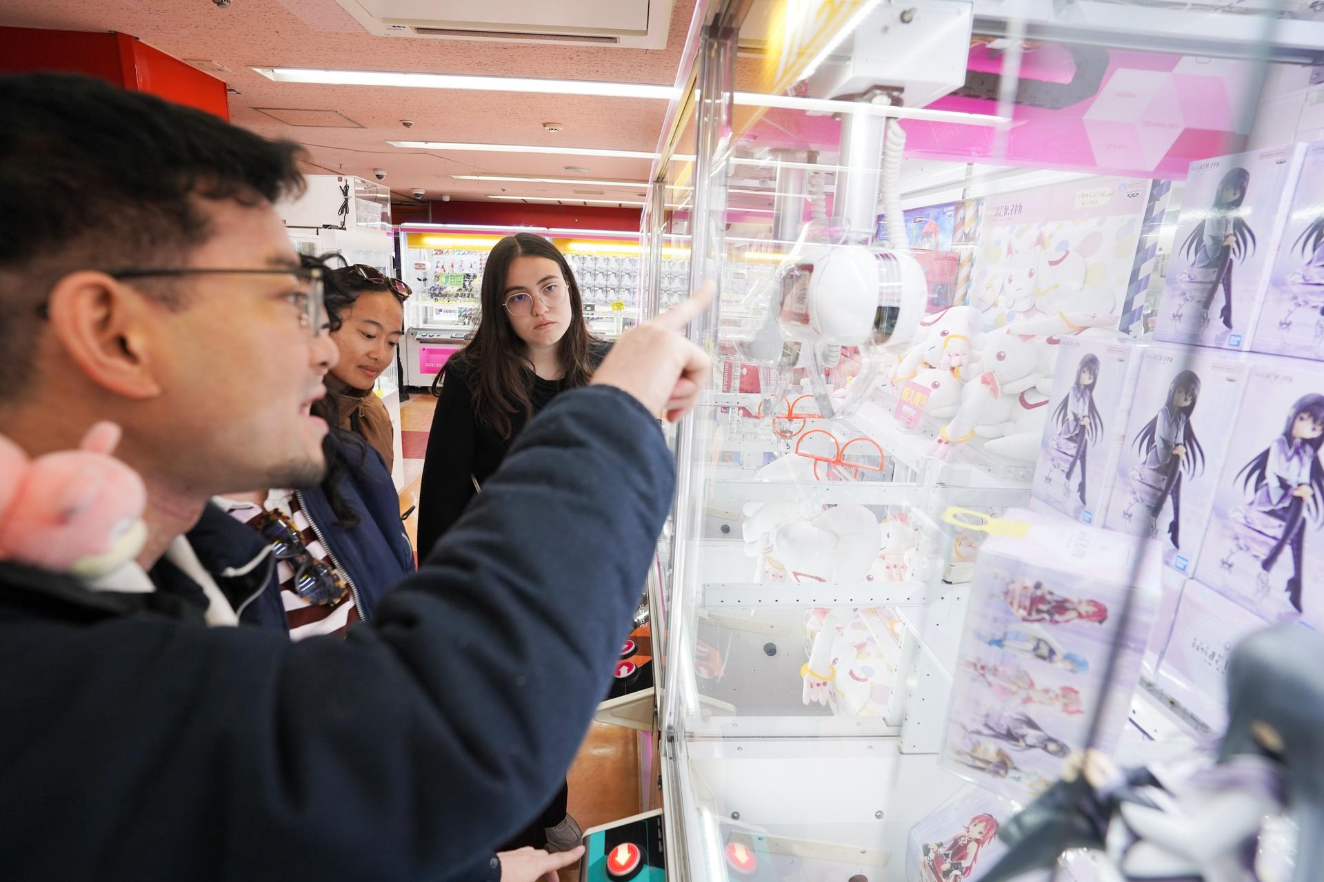 Akihabara Electric & Anime Town Walk : Dive into The Holy Land of Ot - Thumbnail 27