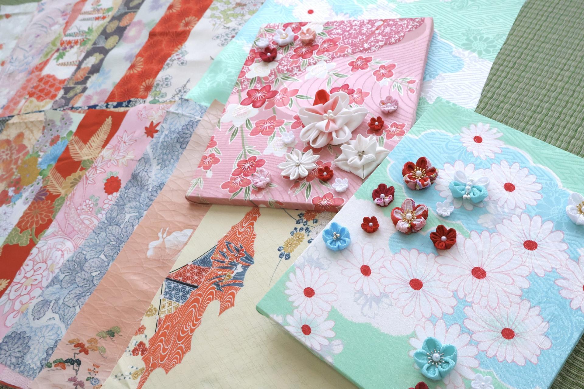 Kyoto: Kimono Flower Art Workshop - Image 1