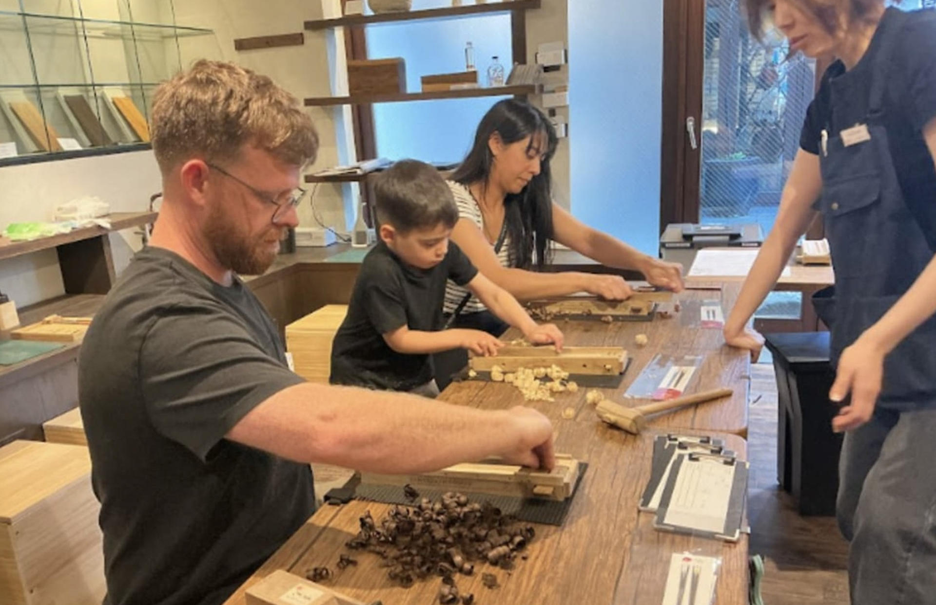 Ginza Natsuno Chopstick Craft Experience - Image 1