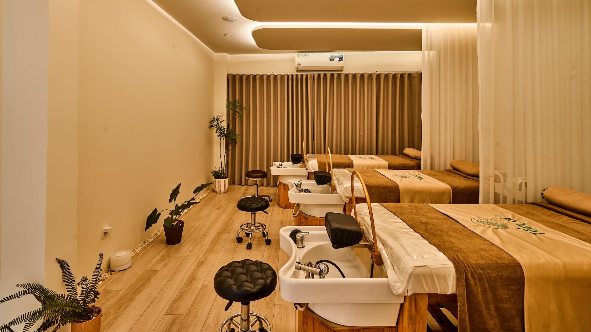 Tam Oi Head Spa and Massage in District 1, Ho Chi Minh City - Thumbnail 7