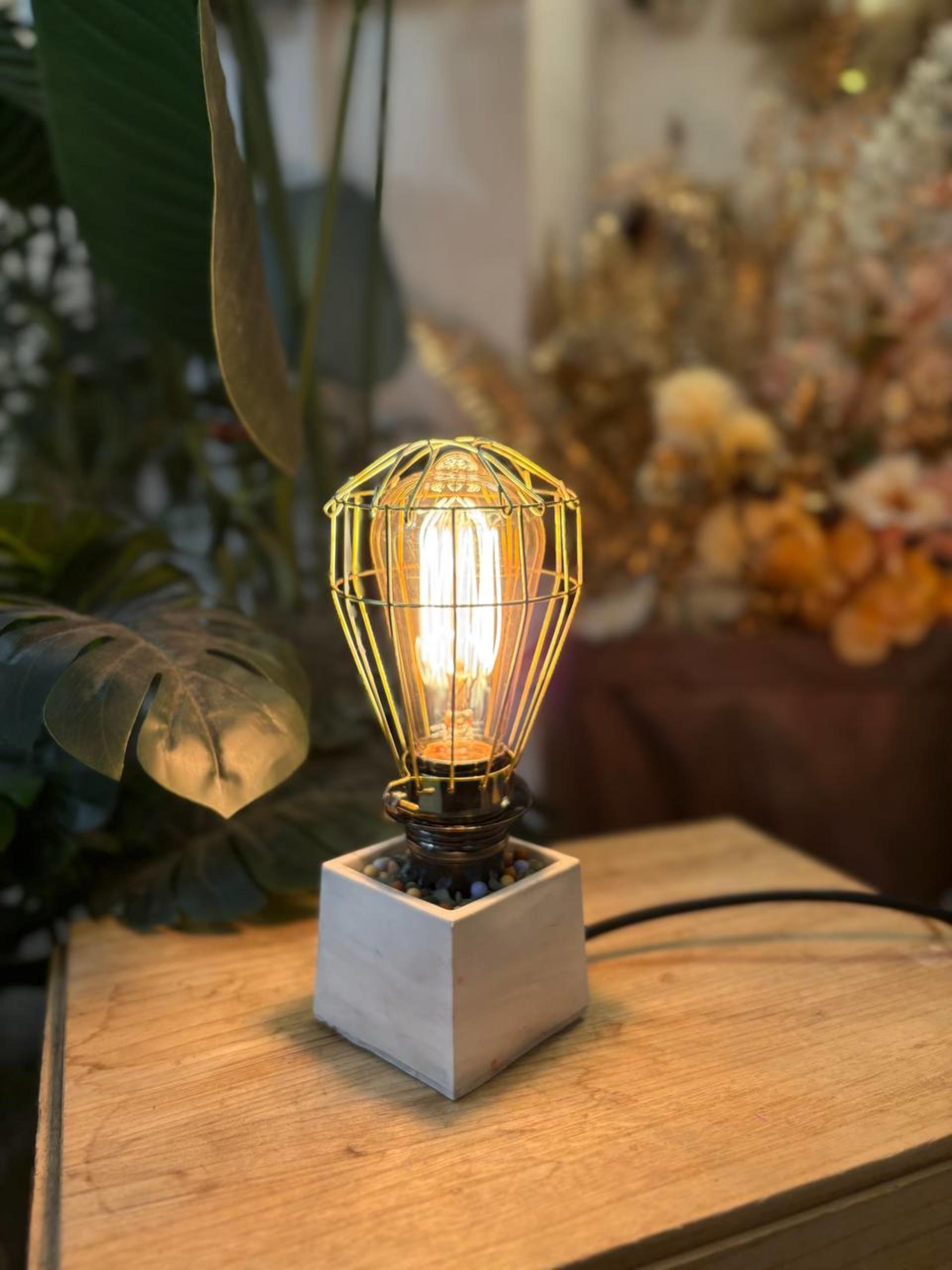 Myosotis flower | Industrial Style Lamp Holder Workshop - Thumbnail 36