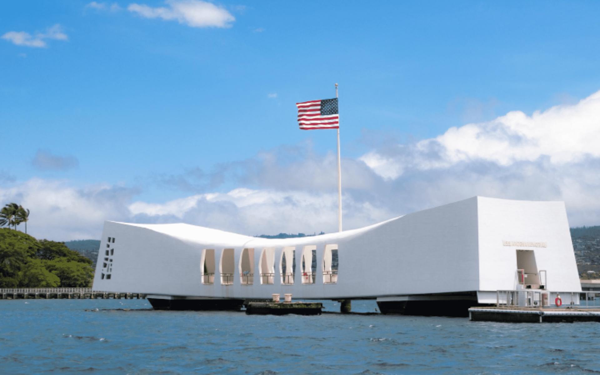 Pearl Harbor, USS Arizona Memorial & Honolulu City Tour - Thumbnail 2