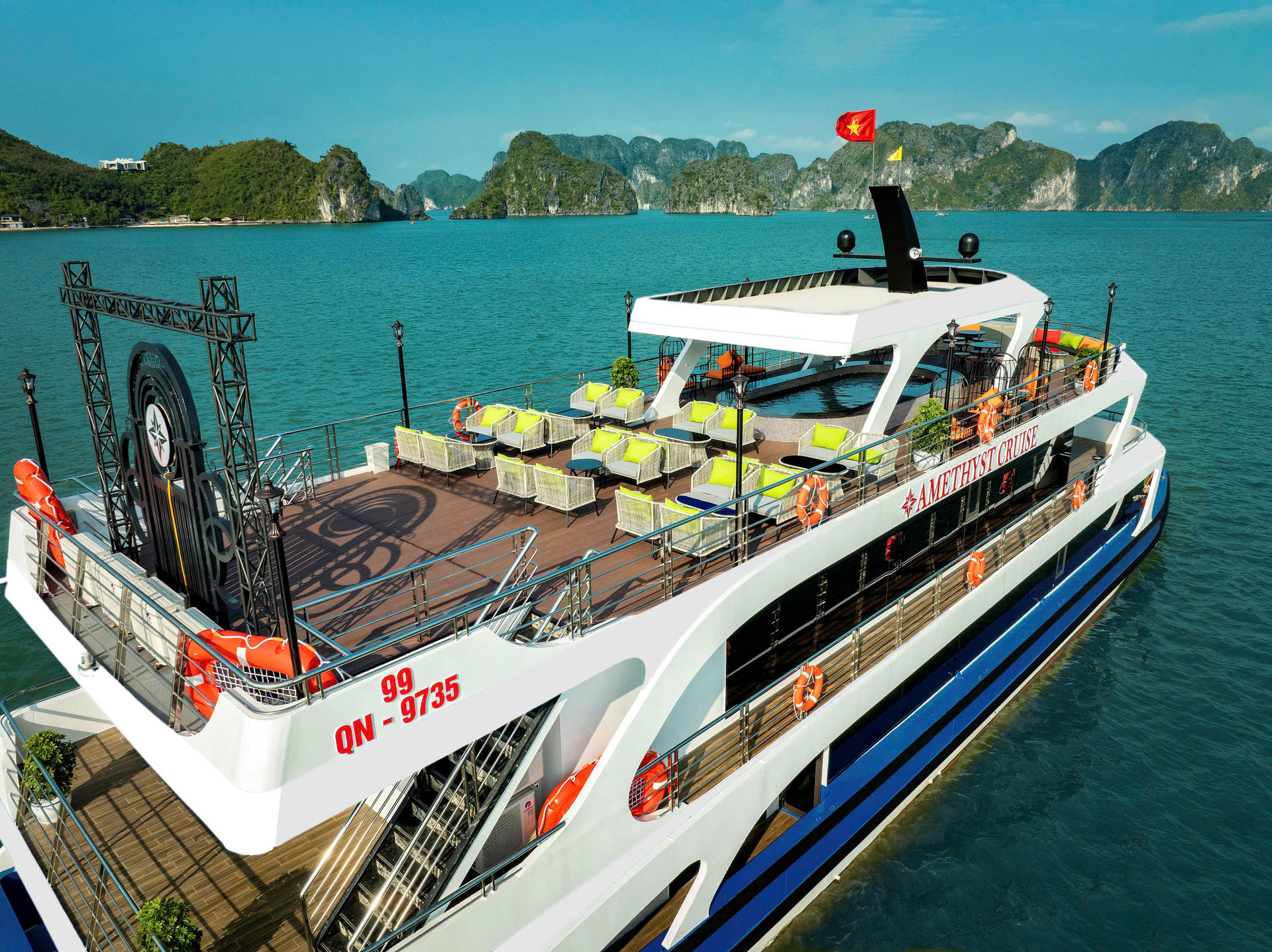 Amethyst Luxury Day Cruise: Ha Long Bay with Sung Sot & Ti Top - Thumbnail 28