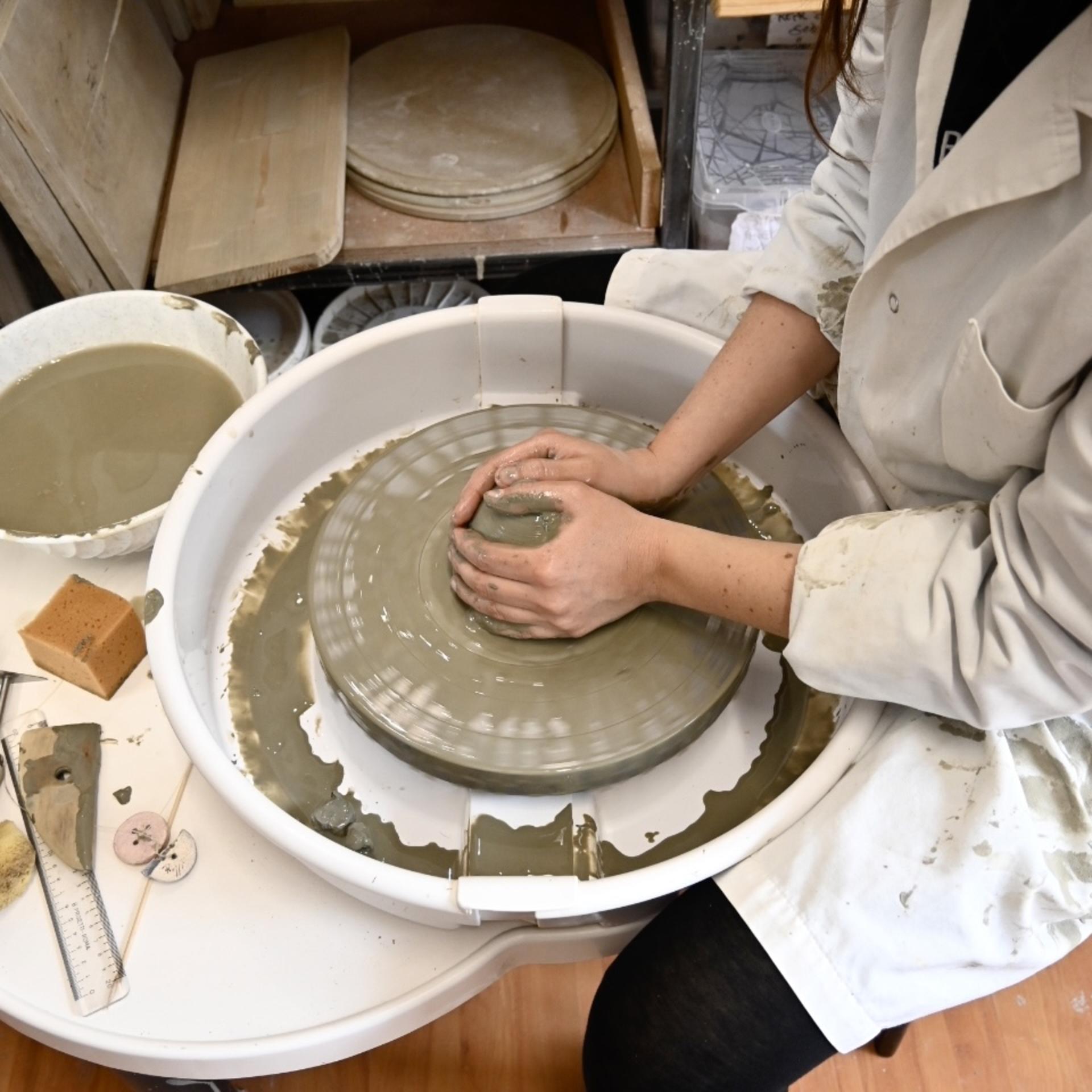 Pottery Workshop in Rome - Thumbnail 6