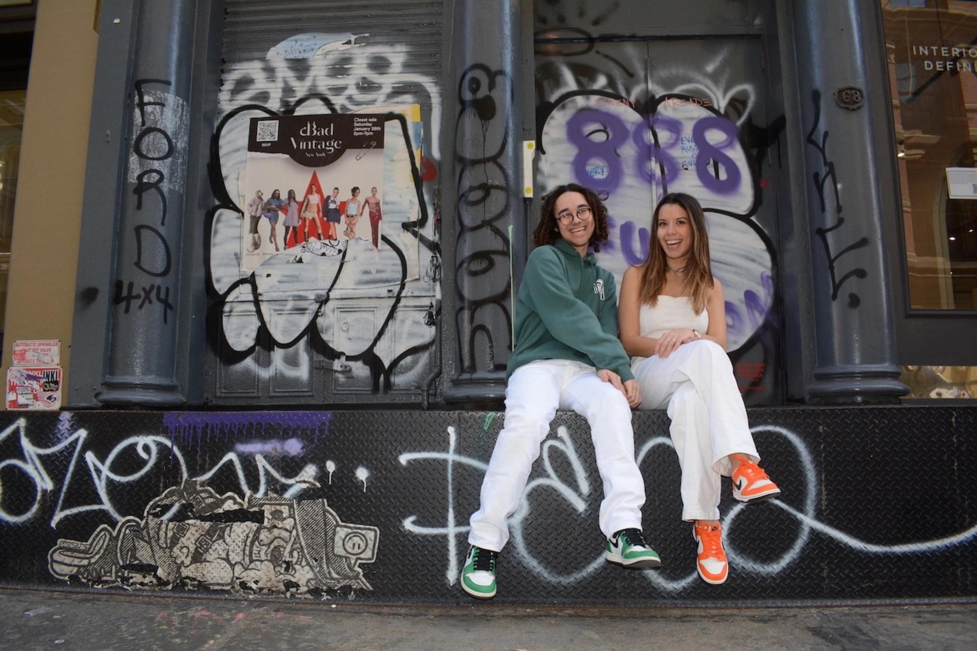 New York Private Walking Tour with Personal Photographer - Thumbnail 4