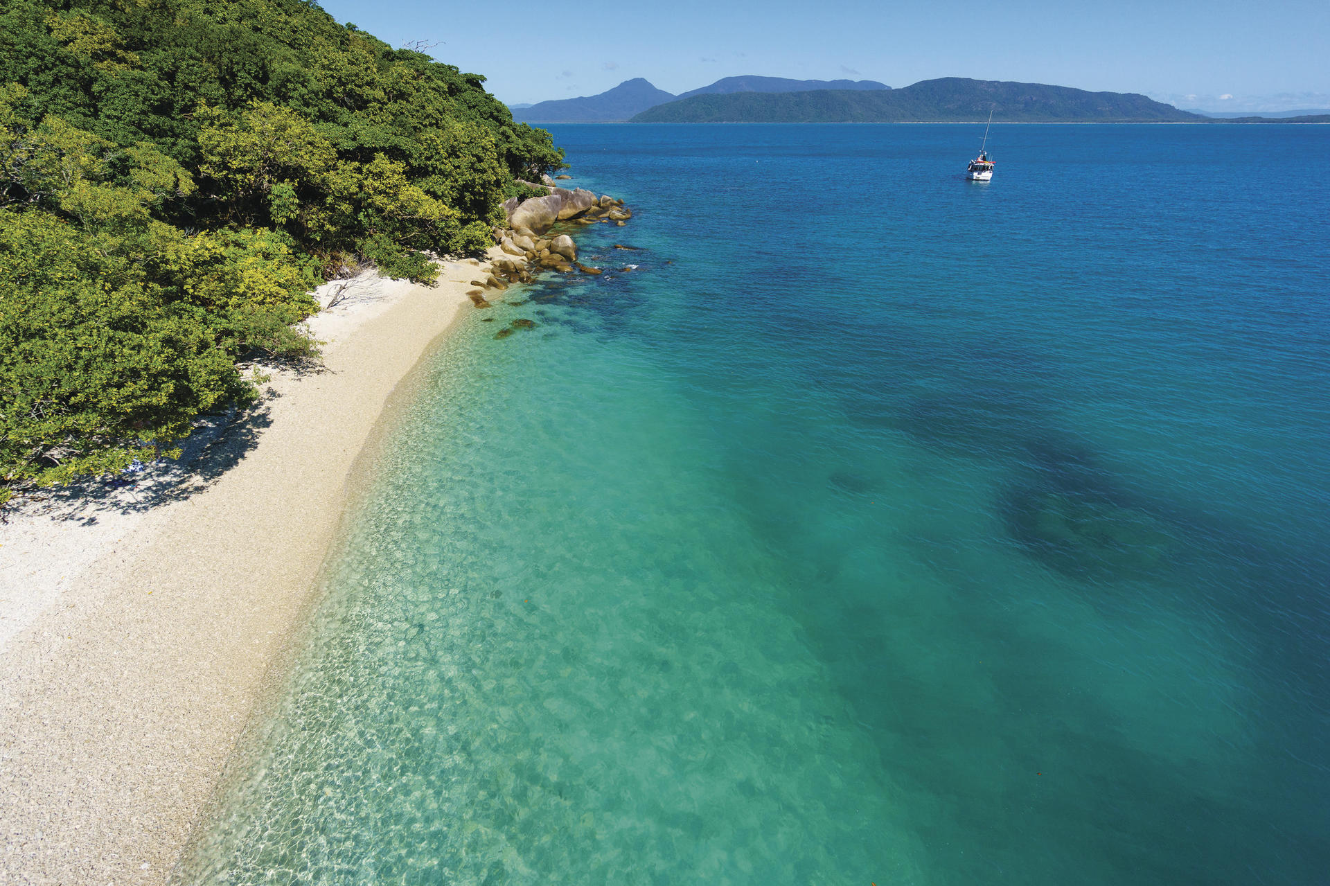 Fitzroy Island Ferry Transfer Ticket from Cairns - Thumbnail 2