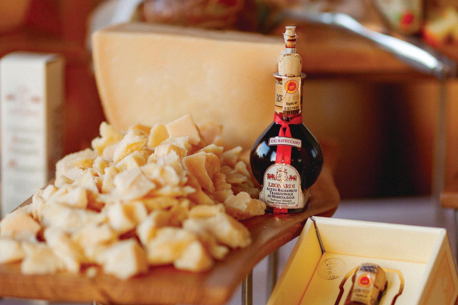 Modena Balsamic Vinegar: A True Taste Experience - Thumbnail 6