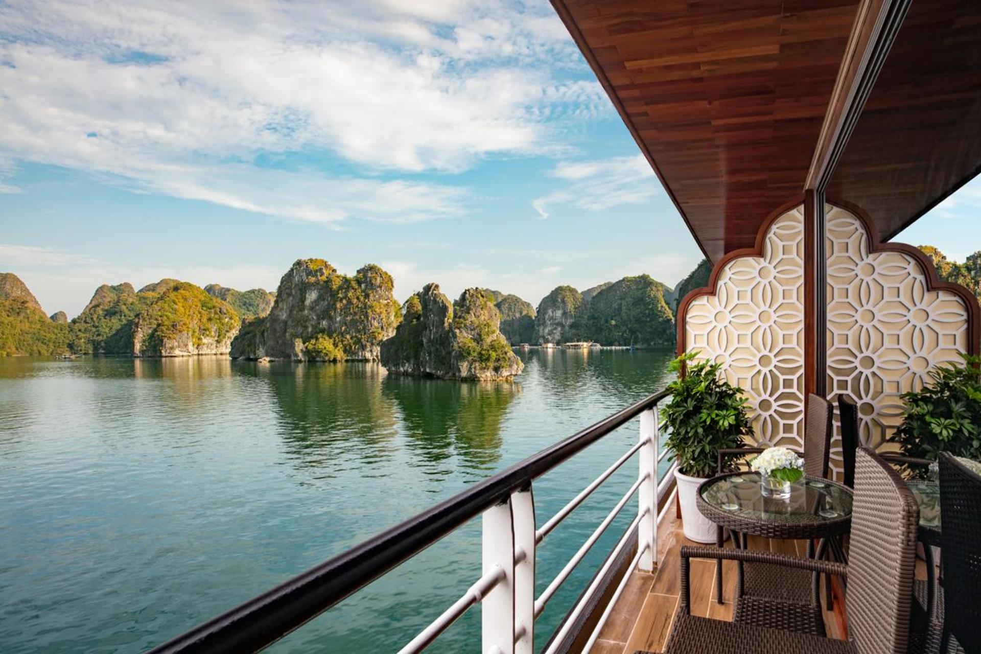 Aspira 3D2N Luxury Cruise: Ha Long Bay & Lan Ha Bay Tour - Thumbnail 5