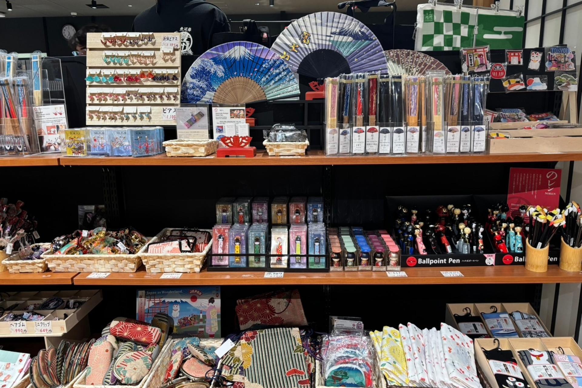 Senkyaku Banrai Toyosu Manyo Club Onsen Experience in Tokyo  - Thumbnail 28