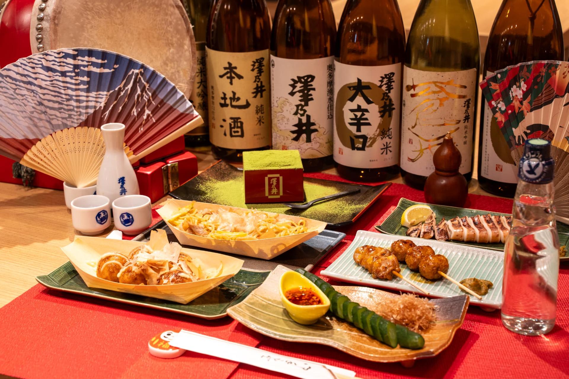 Bon Dance IZAKAYA in Shinjuku, Tokyo - Thumbnail 6
