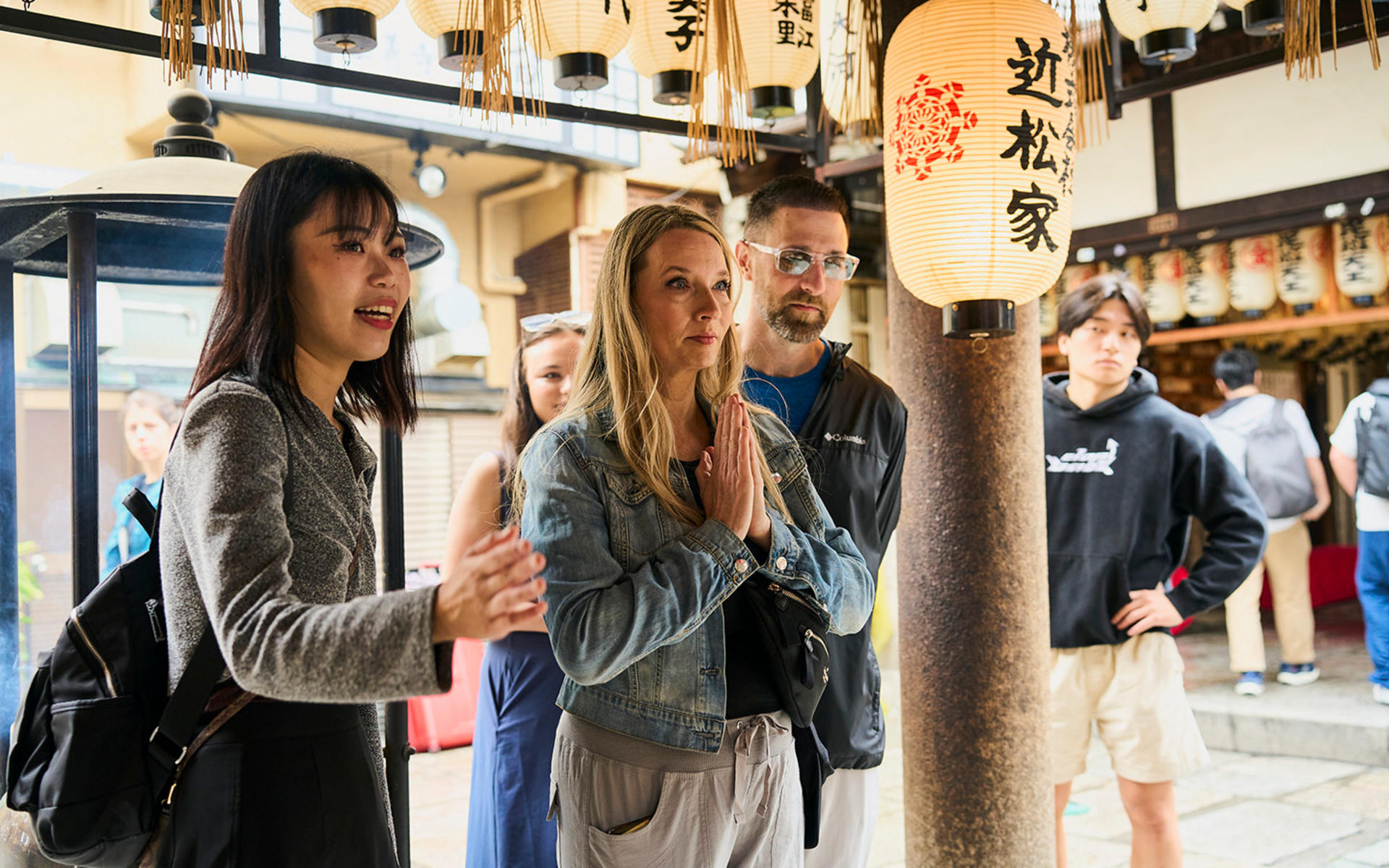 Osaka: 2-Hour Highlights & Hidden Gems Walking Tour - Thumbnail 9