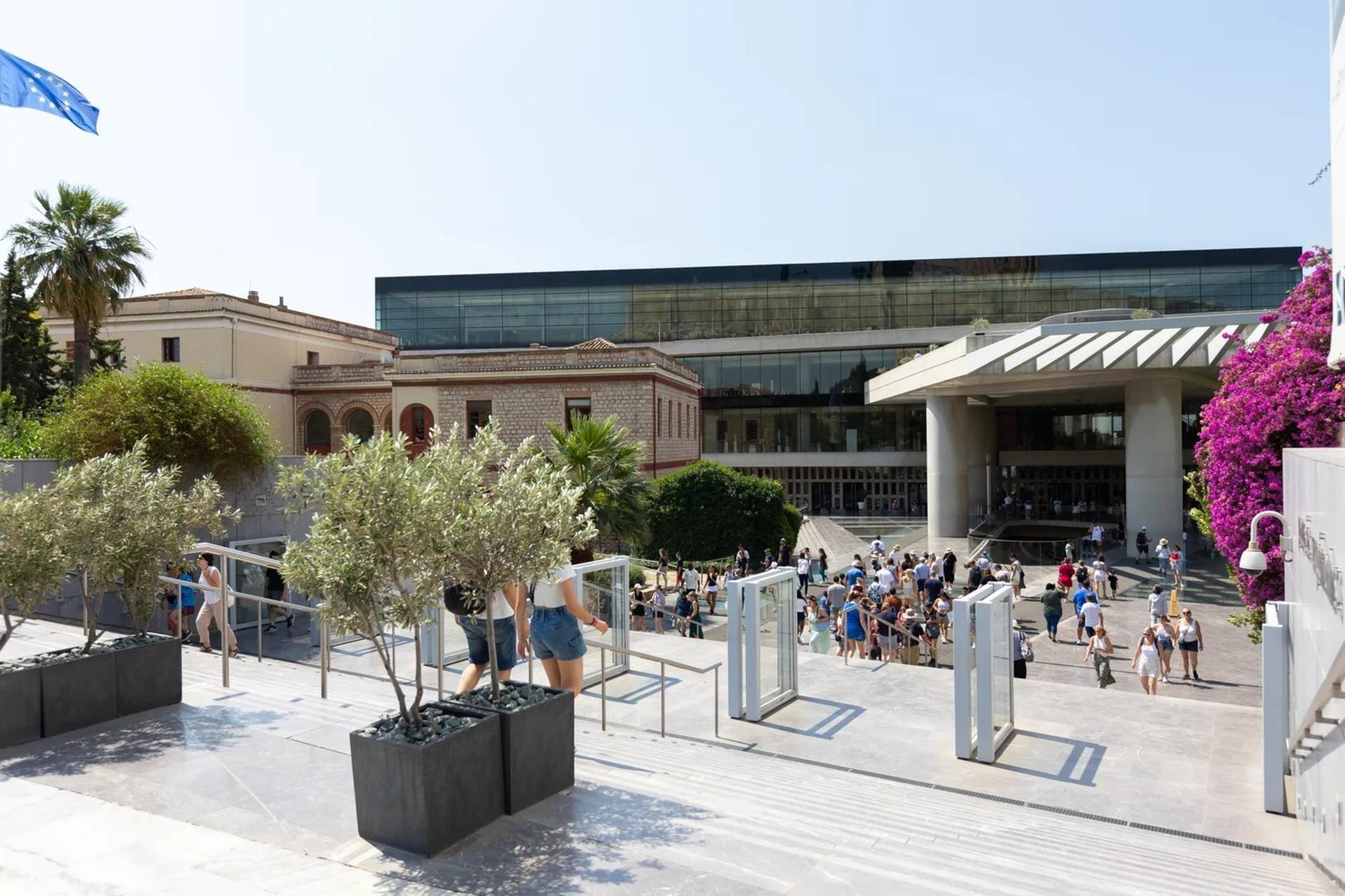 Acropolis Walking Tour with Optional Acropolis Museum Ticket - Thumbnail 3