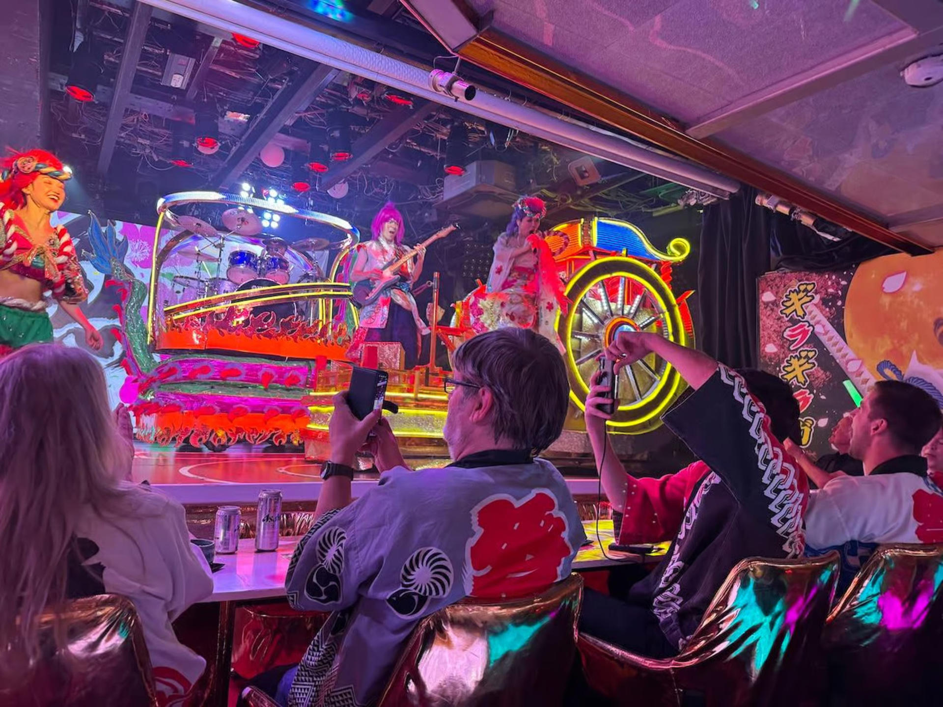 Tokyo: Samurai Show and Shinjuku Bar Hopping Tour - Image 1