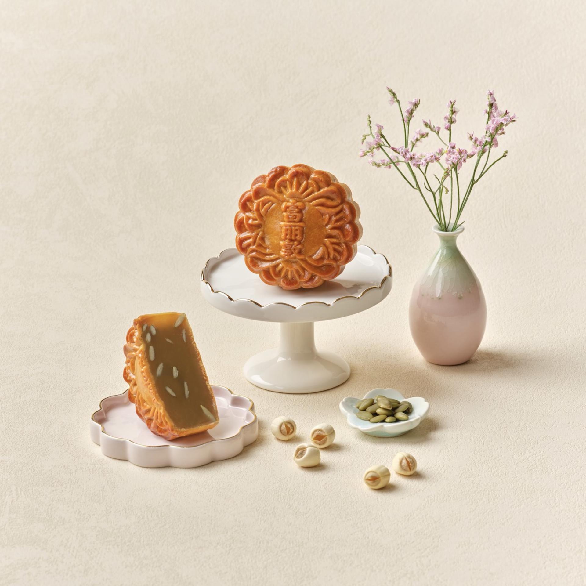 The Fullerton Cake Boutique Mid-Autumn Mooncakes  - Thumbnail 9