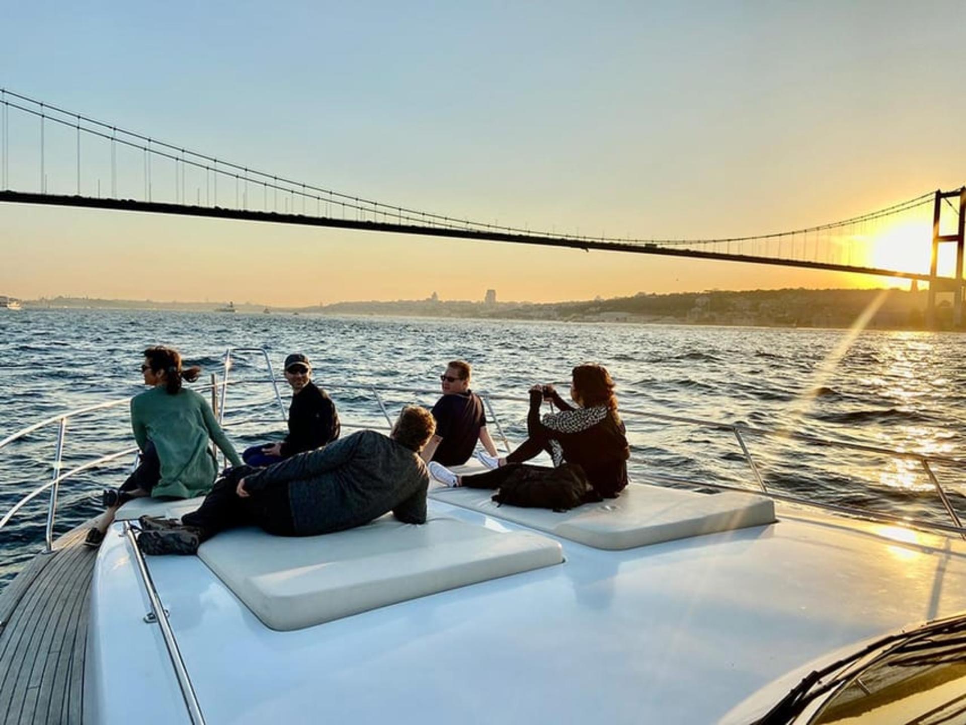 Istanbul: Bosphorus Sunset Yacht with Tour Guide and Snacks - Thumbnail 2