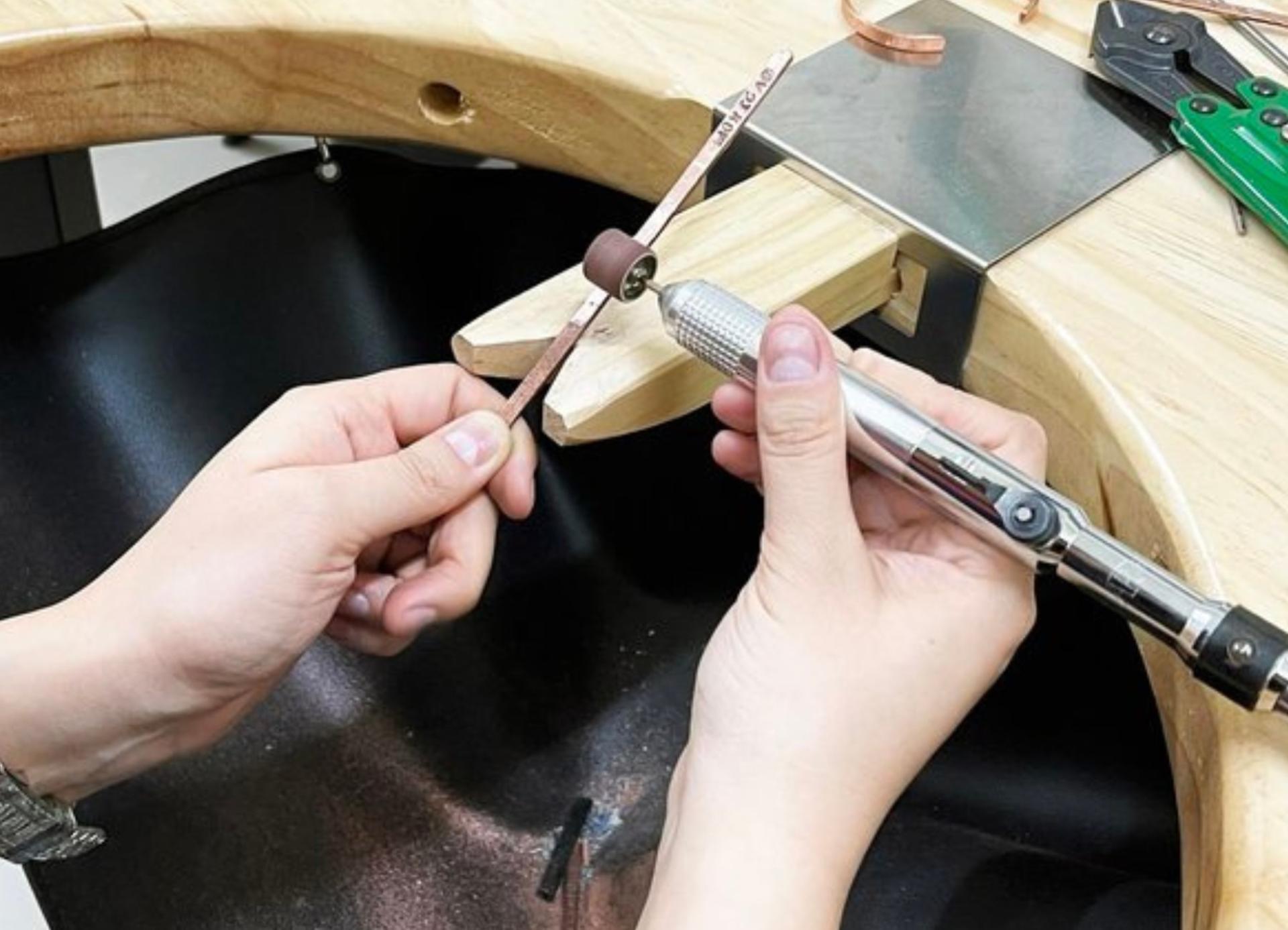 Da Nang: Silver Jewelry Making Workshop with Local Instructor - Thumbnail 5