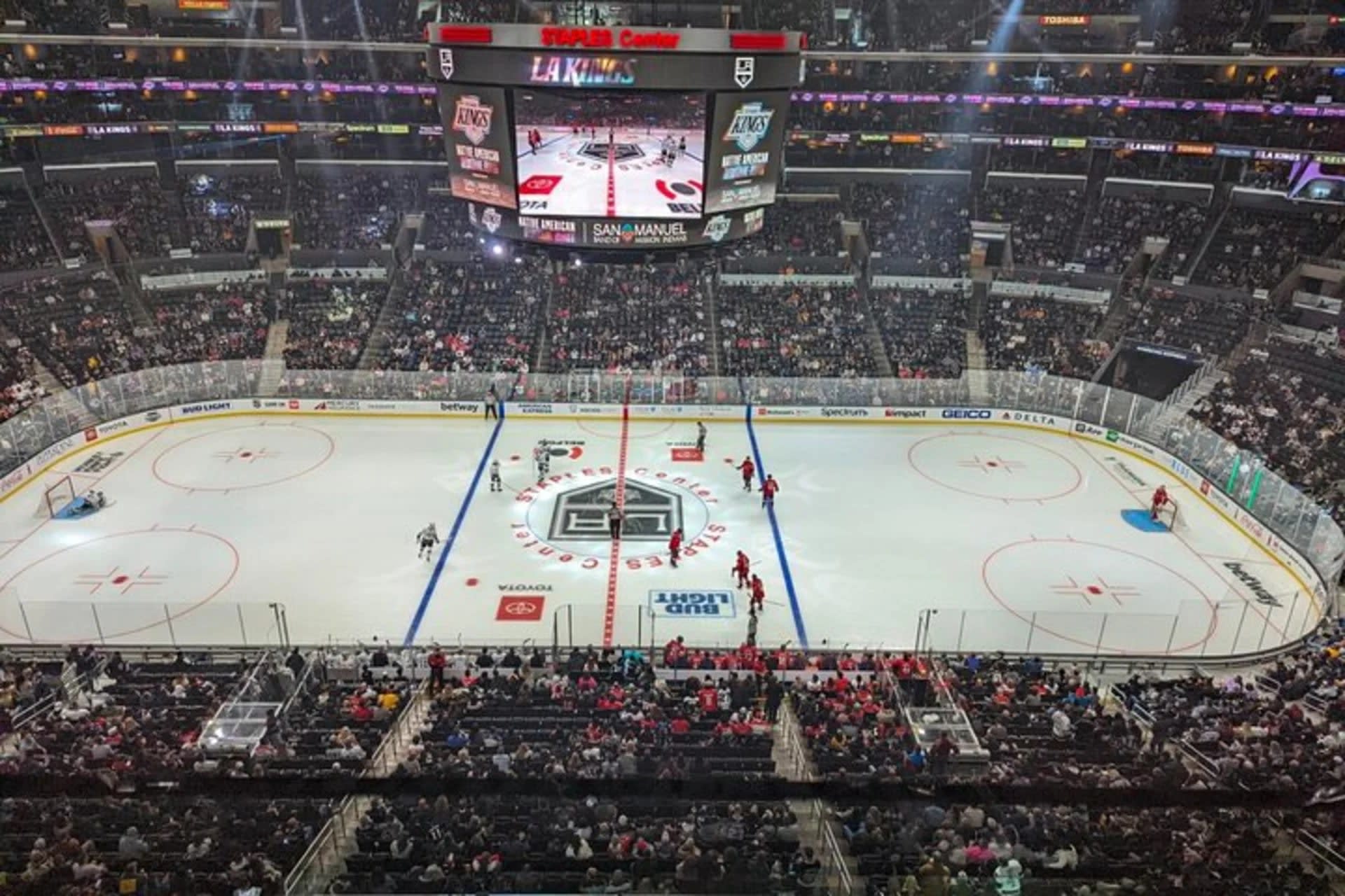 LA Kings Ice Hockey Game at Crypto.com Arena - Thumbnail 3